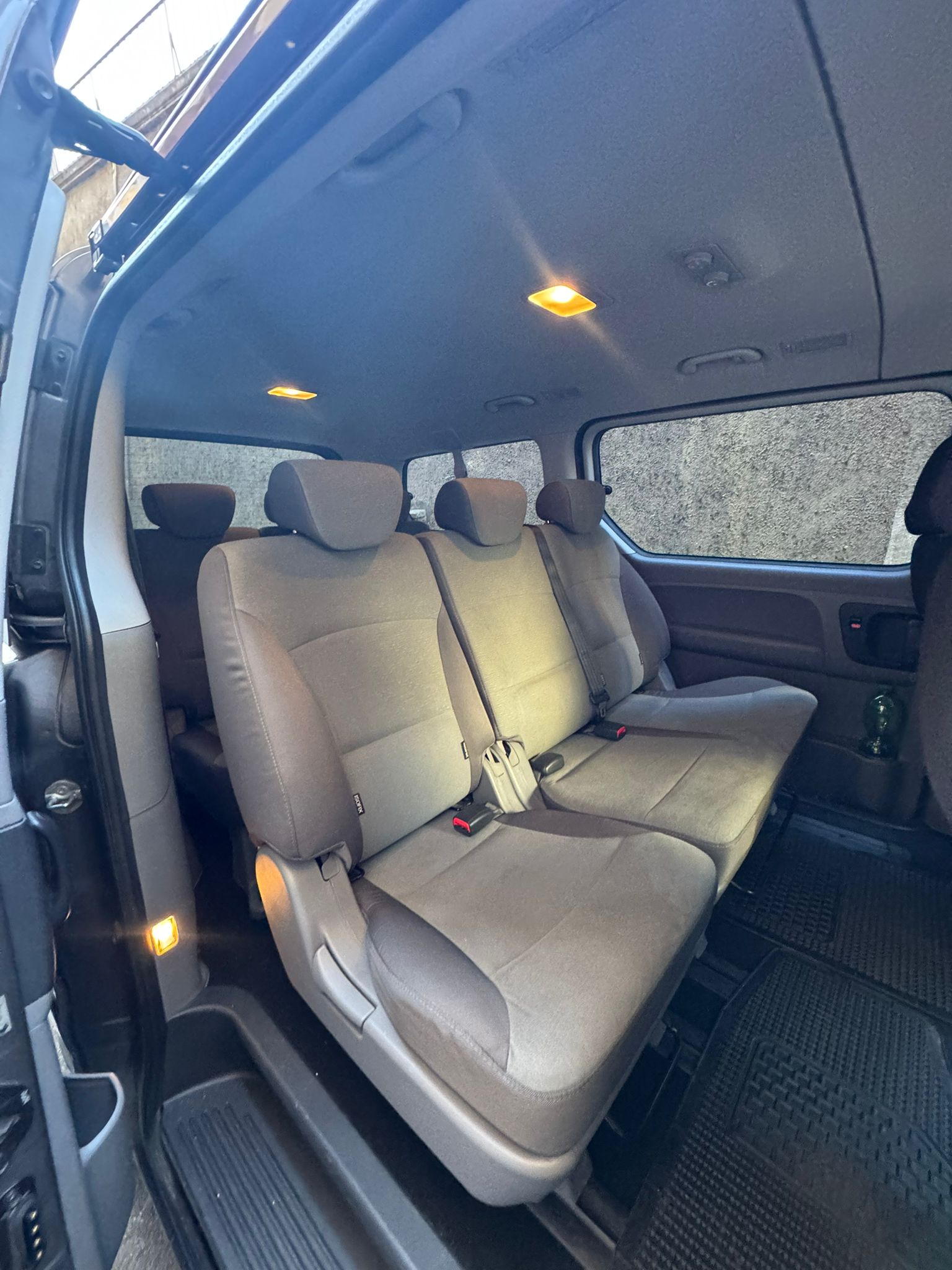 HYUNDAI H-1 People 2.5 CRDi HP-image-4