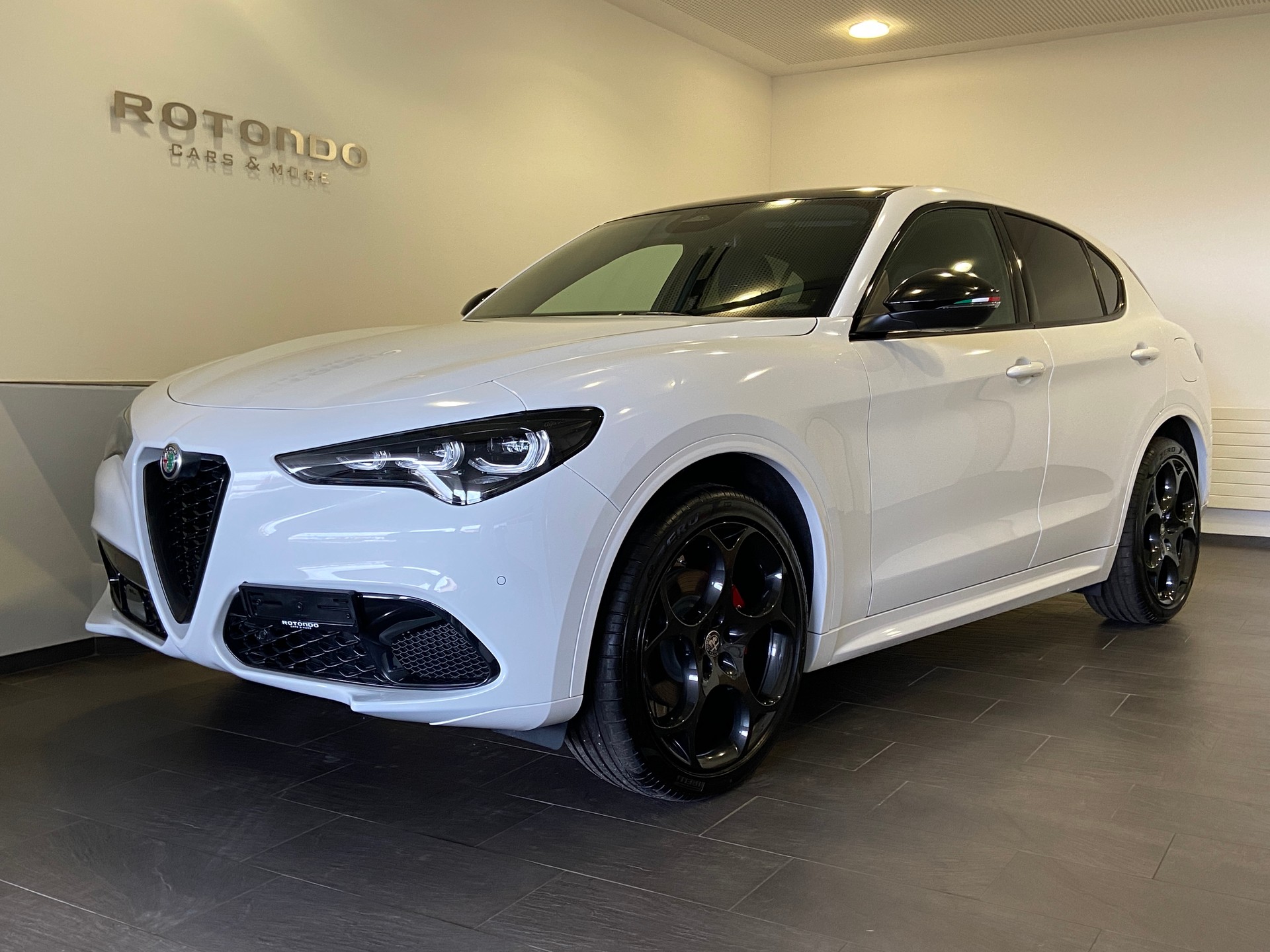 ALFA ROMEO Stelvio 2.0 Tributo Italiano Q4 AT8