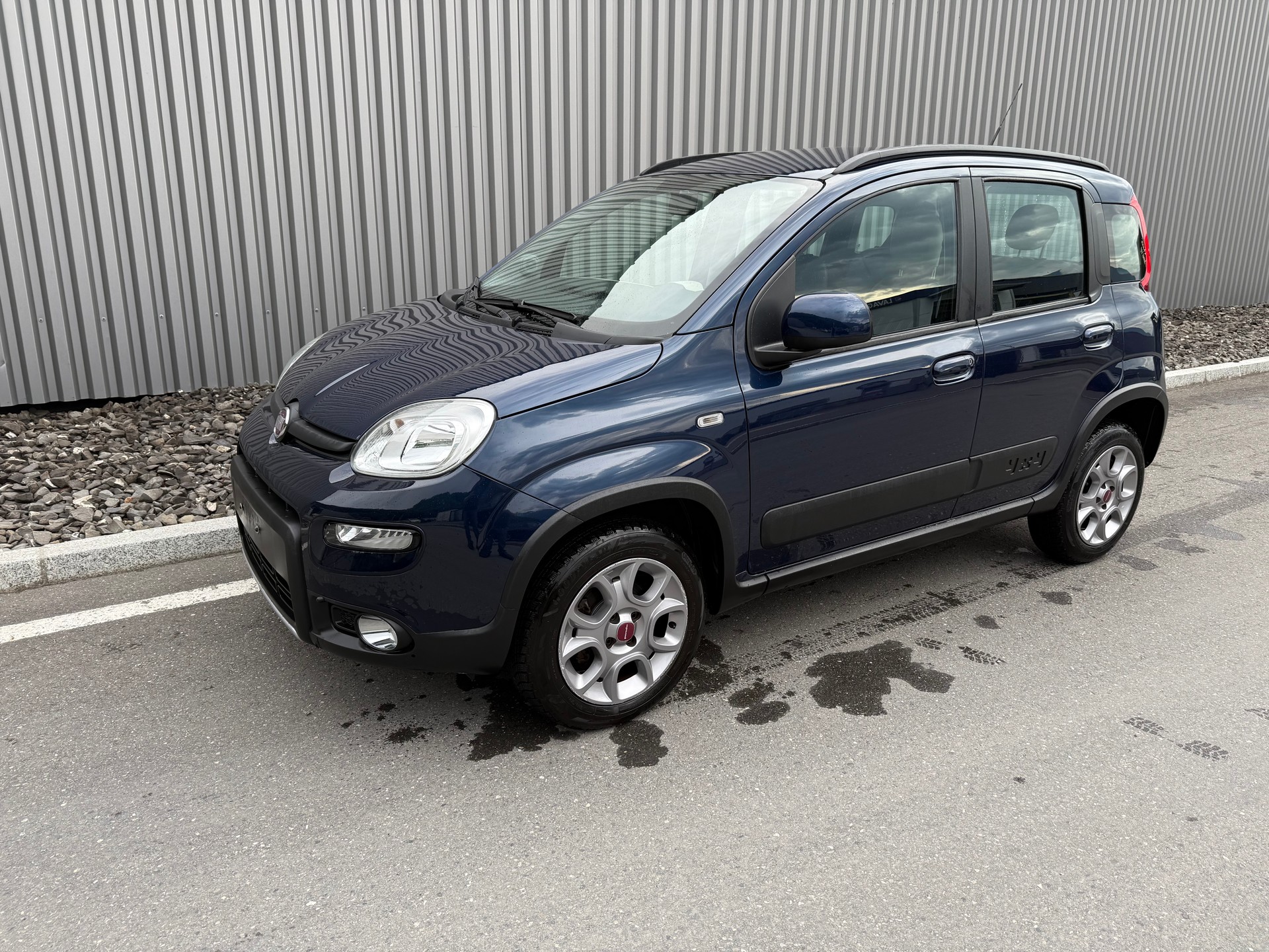 FIAT Panda 4 X 4 — 1.3 DIESEL INTÉRIEUR CUIR