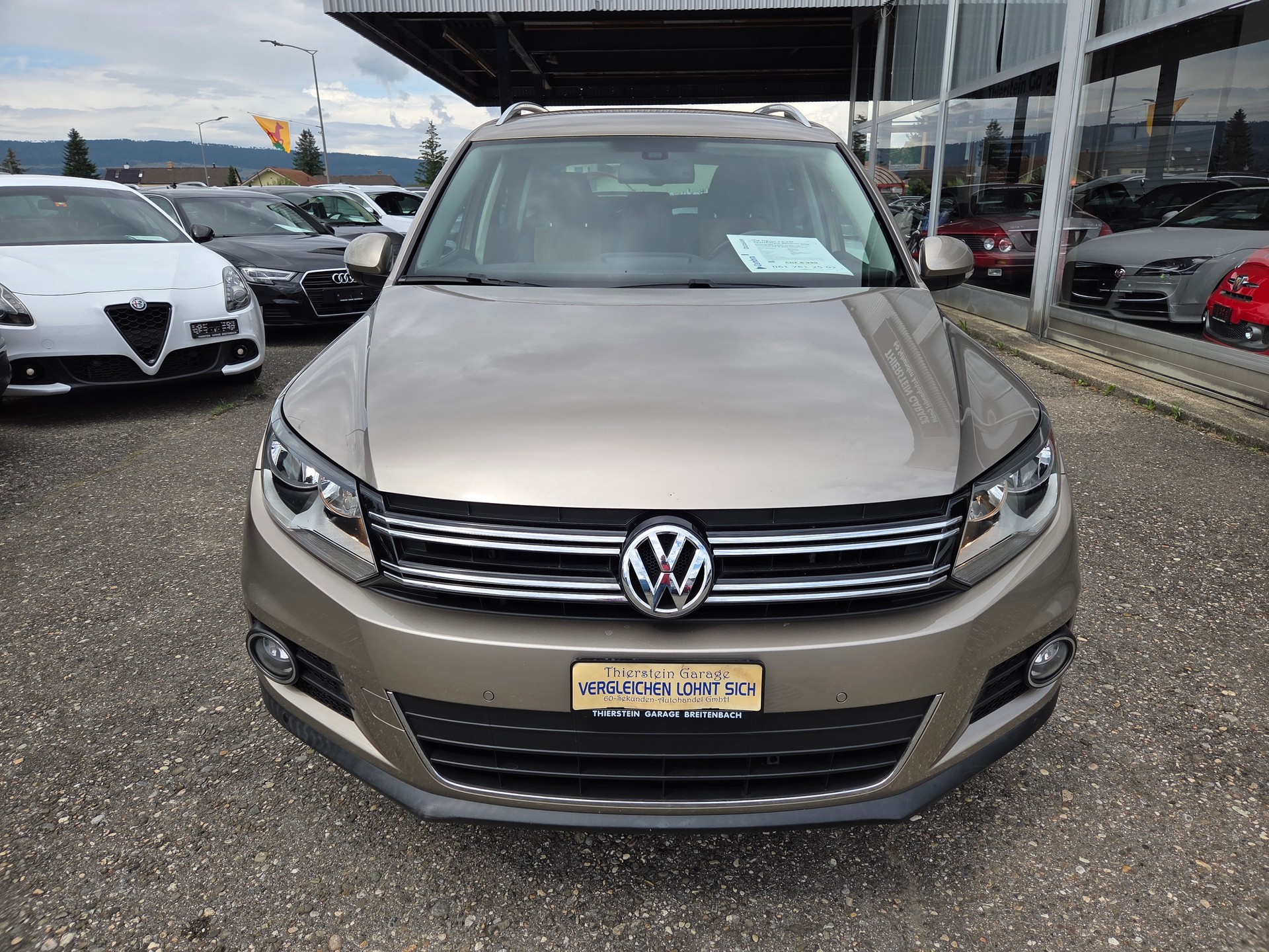 VW Tiguan 2.0 TSI Sport&Style 4Motion DSG-showroom-element-2