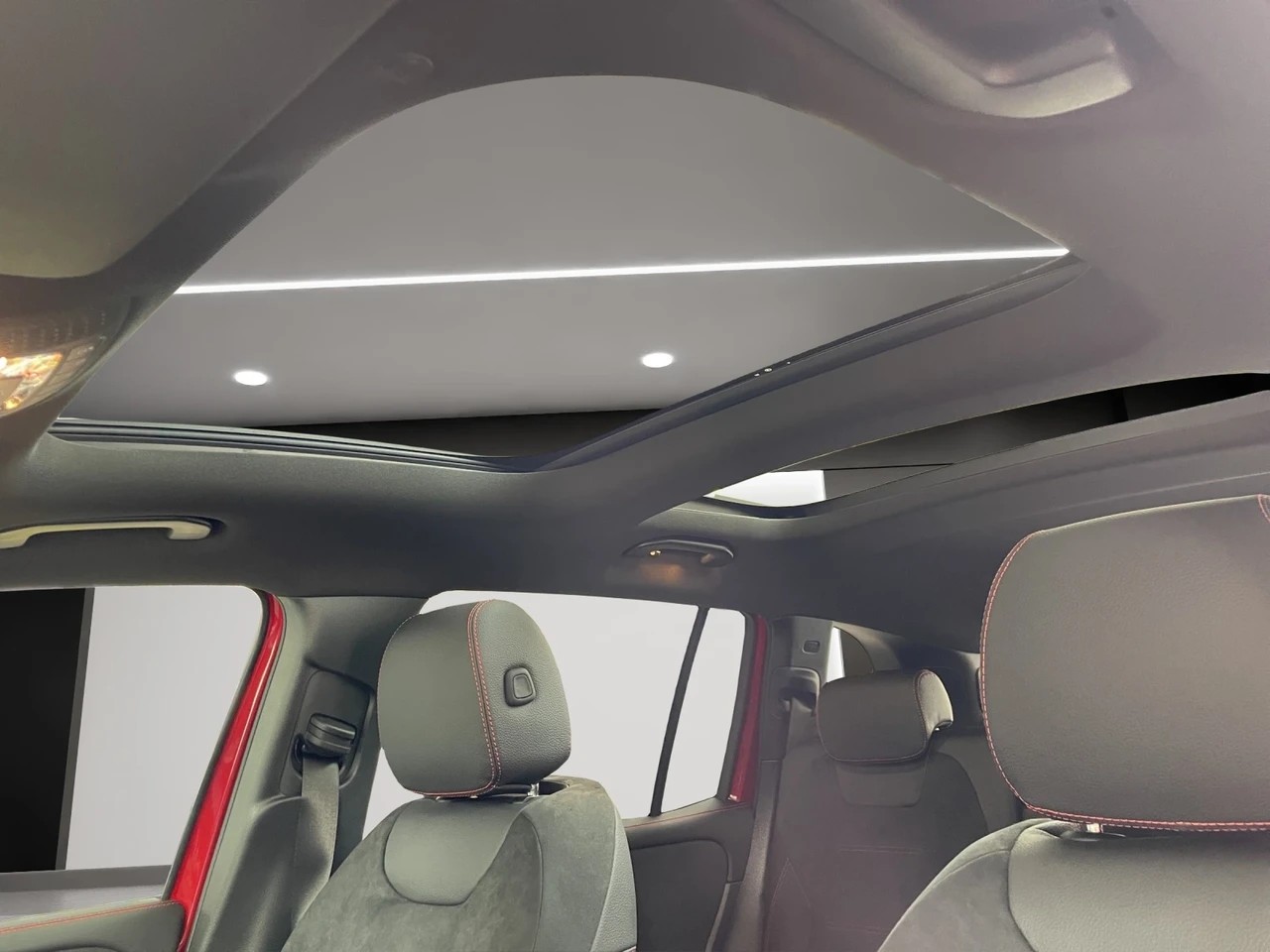 Image MERCEDES-BENZ GLB-250 GLB 250 4Matic 8G-Tronic