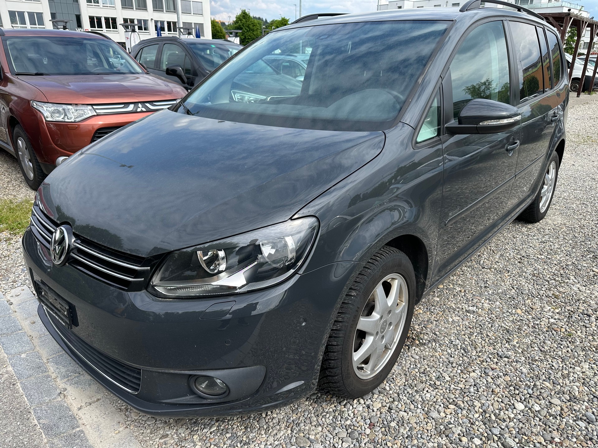 VW Touran 1.6 TDI BMT Comfortline DSG-image-1