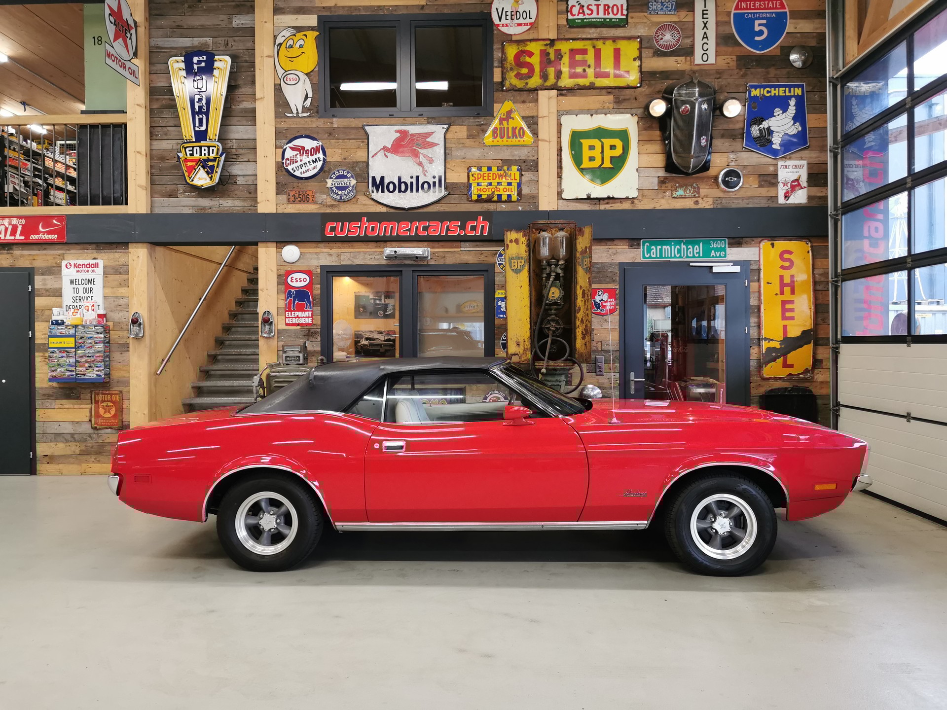 FORD Mustang Convertible