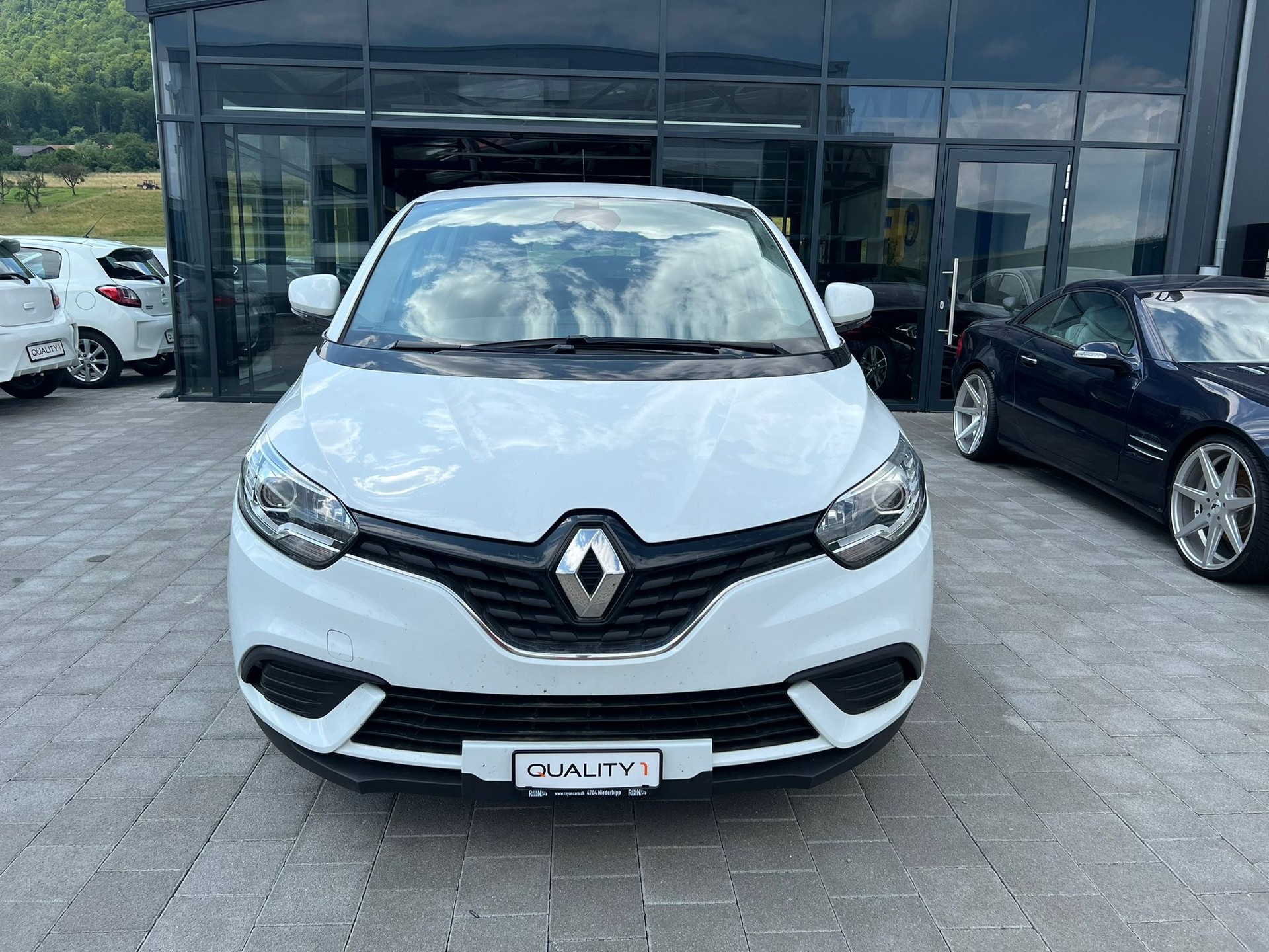 RENAULT Scénic 1.2 16V Turbo Life-showroom-element-1