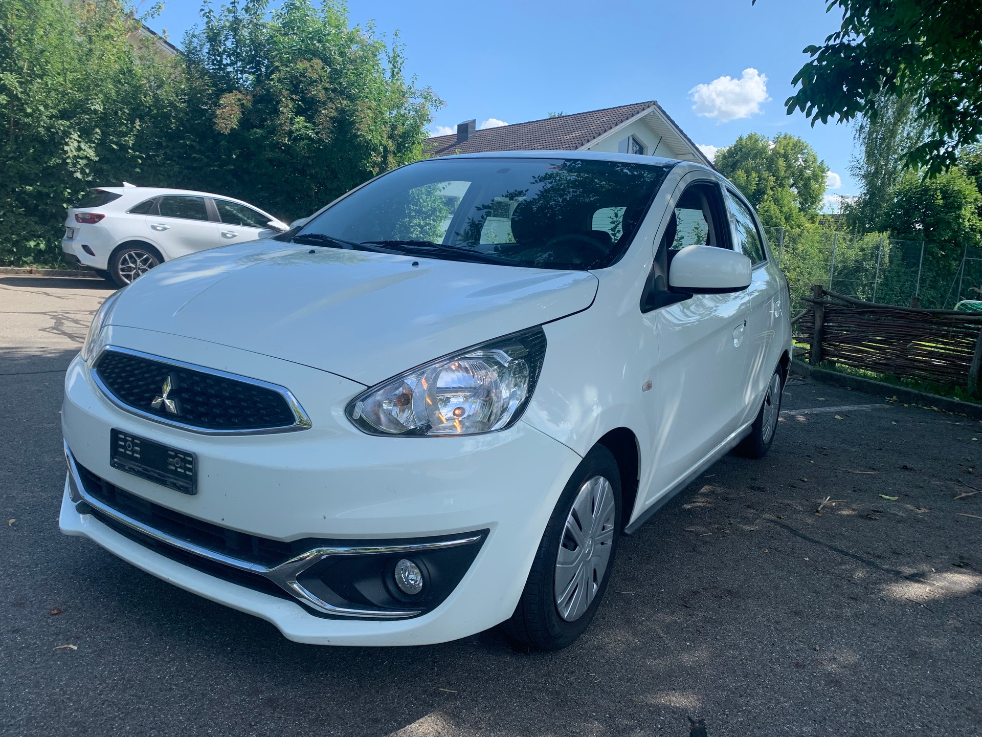 MITSUBISHI Space Star 1.0 Pure-showroom-element-1