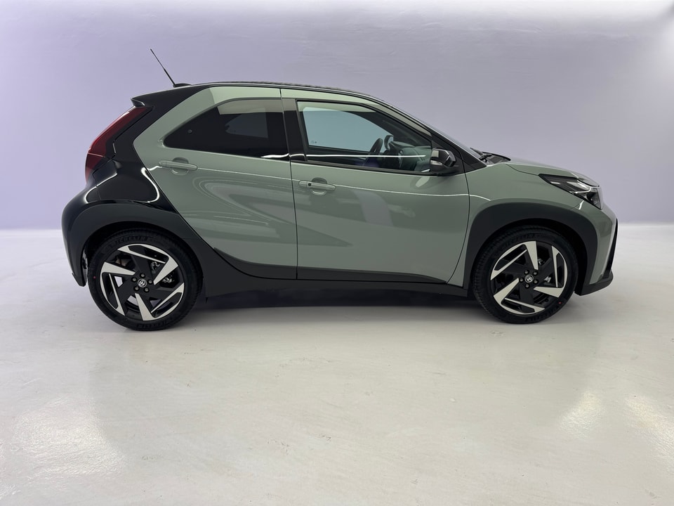 Aygo X Hybrid 1.5 Style