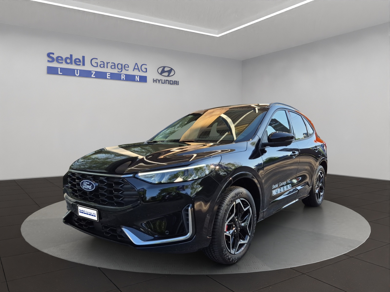 FORD Kuga 2.5 Hybrid ST-Line X 4x4