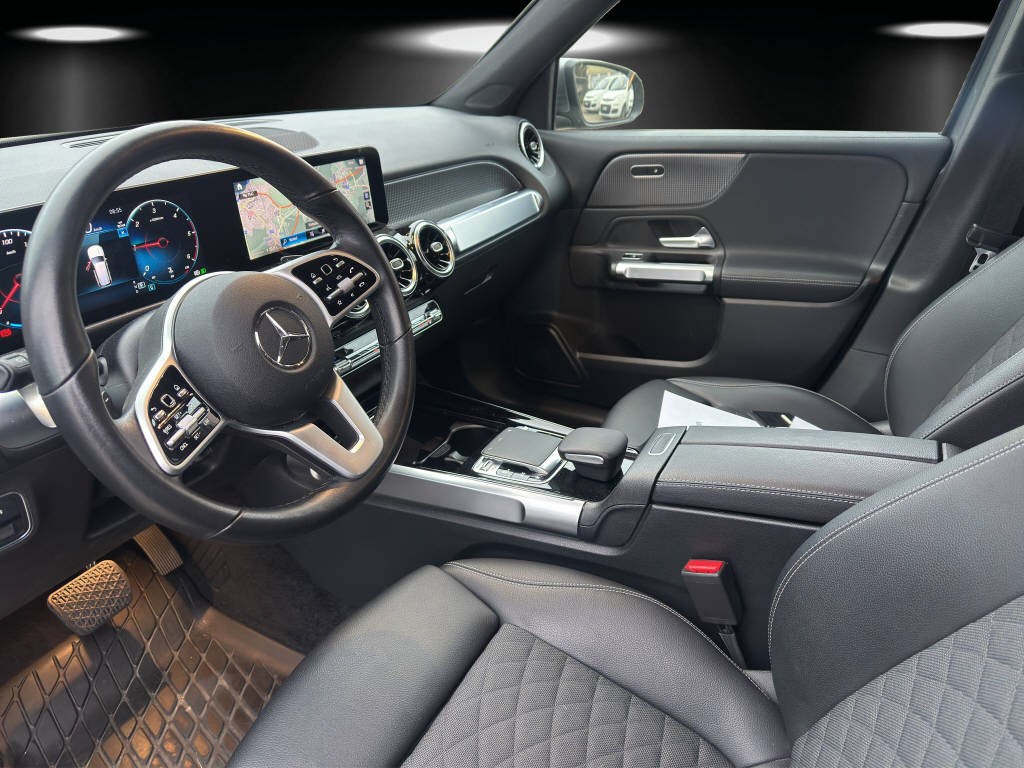 MERCEDES-BENZ GLB 200 d Progressive 4matic-image-8