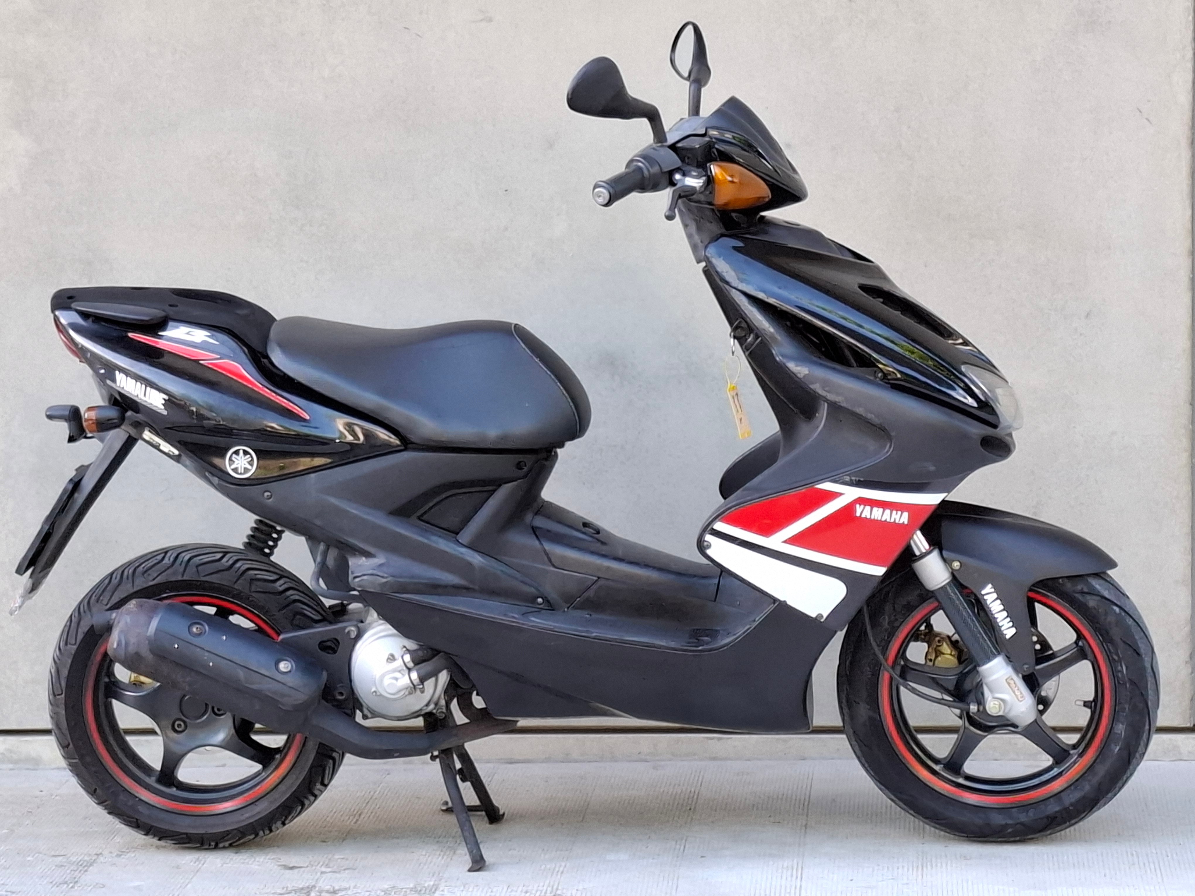 Yamaha Motor Scooter 50 Aerox Scooter Yamaha Aerox 50 Yamaha Aerox