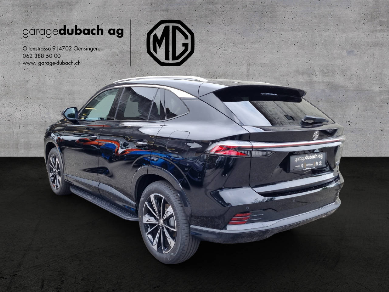 MG HS 1.5 PHEV Luxury-showroom-element-3