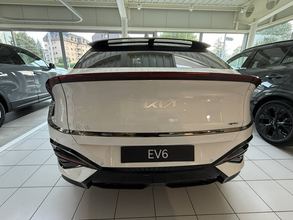 KIA EV6 GT-Line 4X4-showroom-element-3