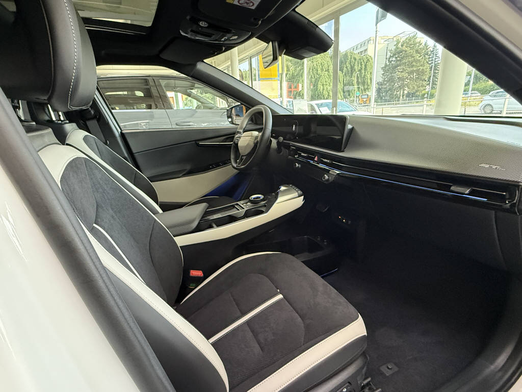 KIA EV6 GT-Line 4X4-image-7