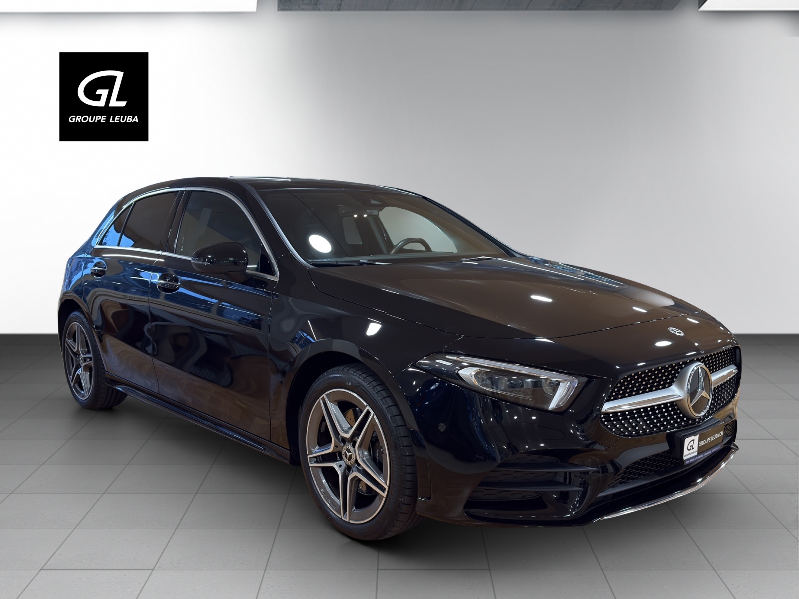 Photo MERCEDES-BENZ A-250 A 250e AMG Line 8G-DCT