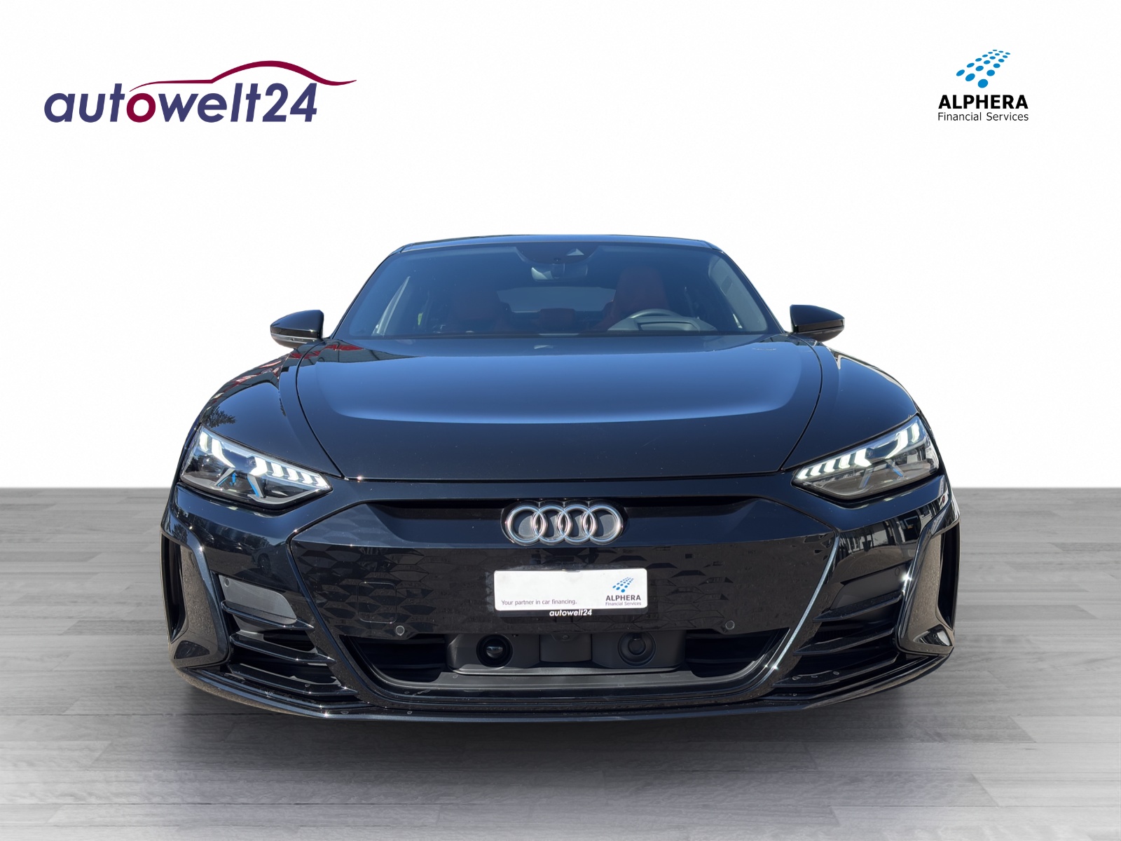 AUDI e-tron GT quattro-showroom-element-1