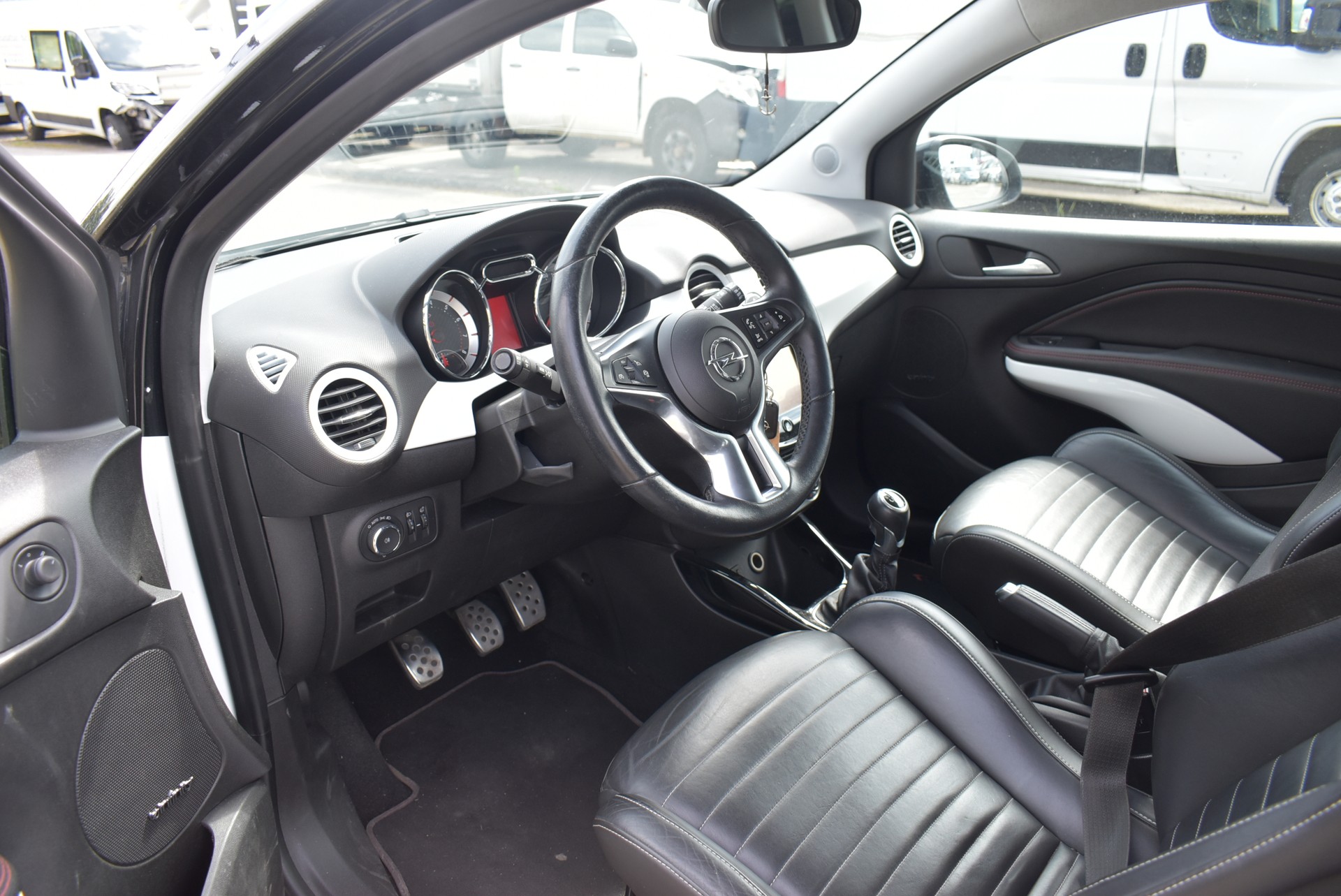 OPEL Adam 1.4 Turbo S-image-2