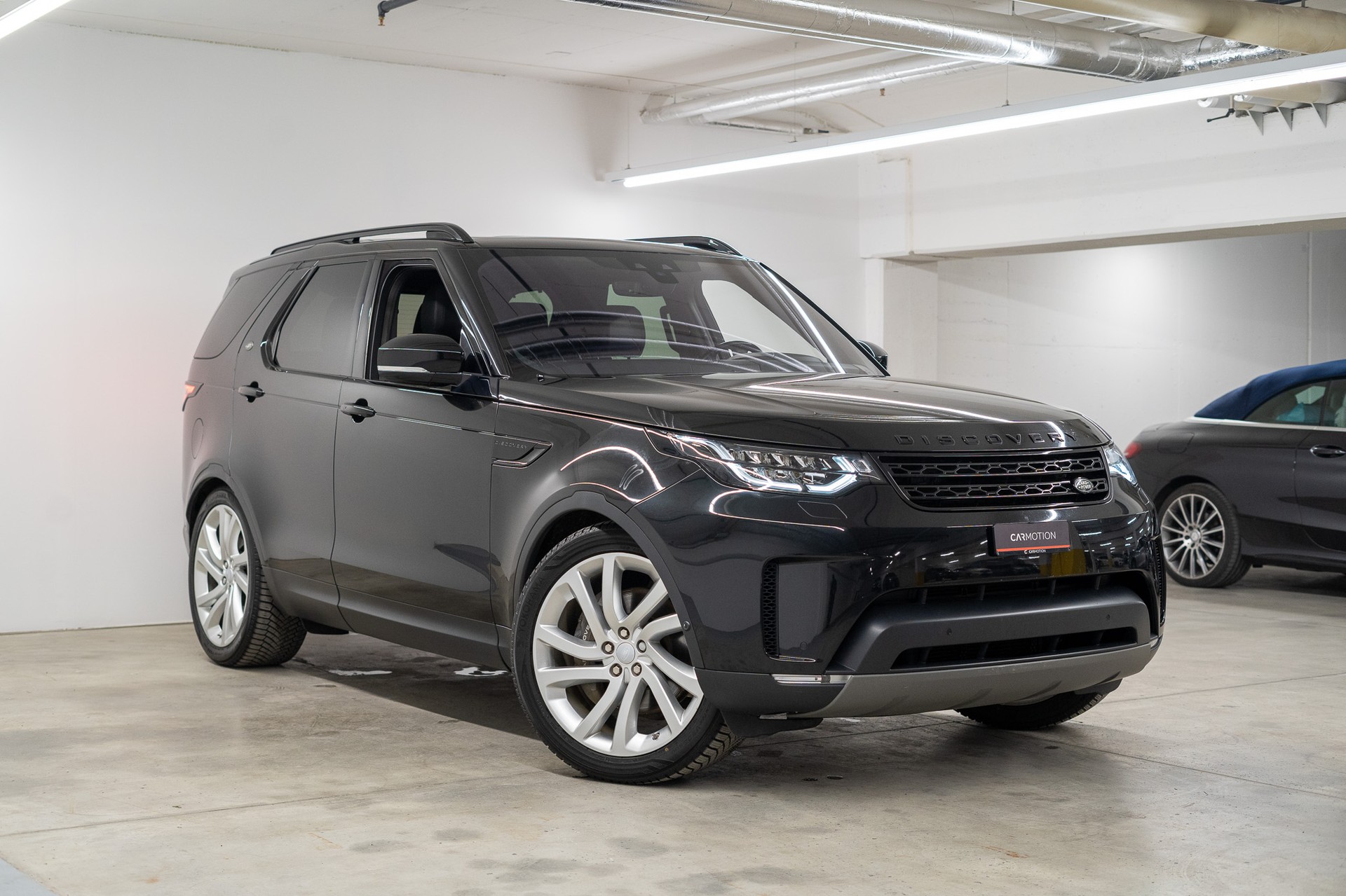 LAND ROVER Discovery 3.0 Si6 HSE-showroom-element-2