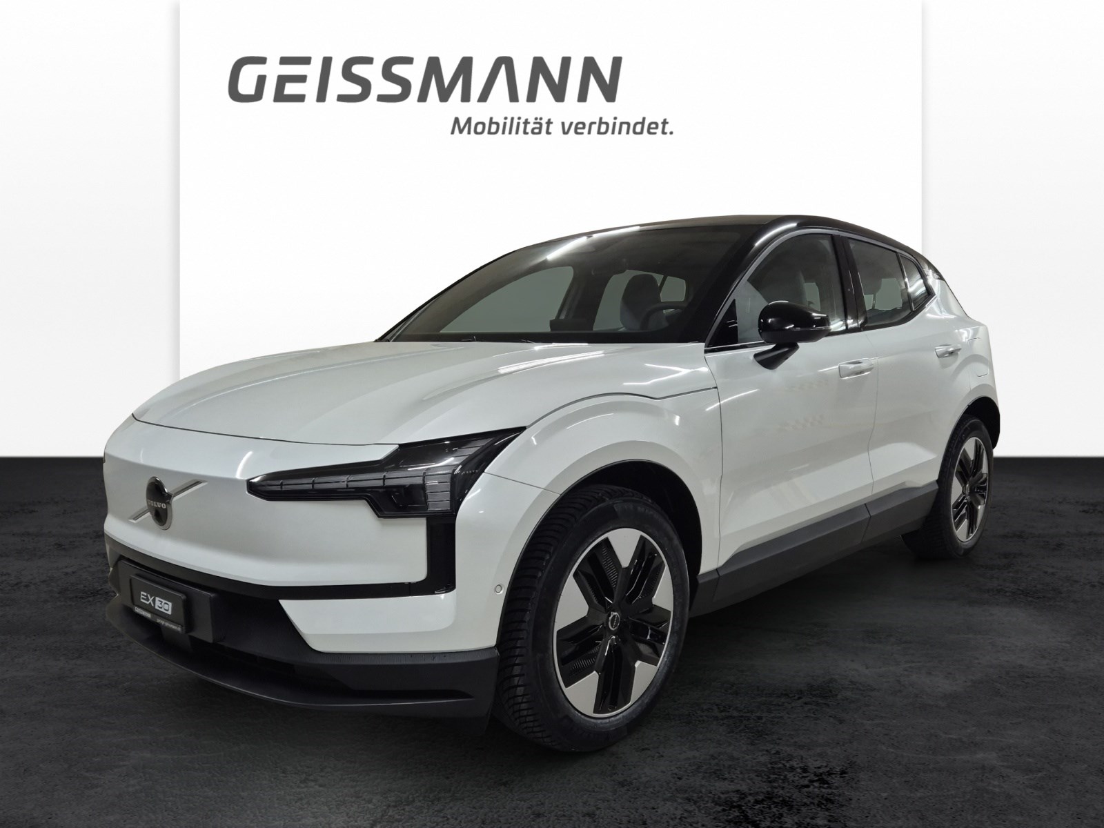 VOLVO EX 30 E60 Twin Ultra Performance AWD-image-0