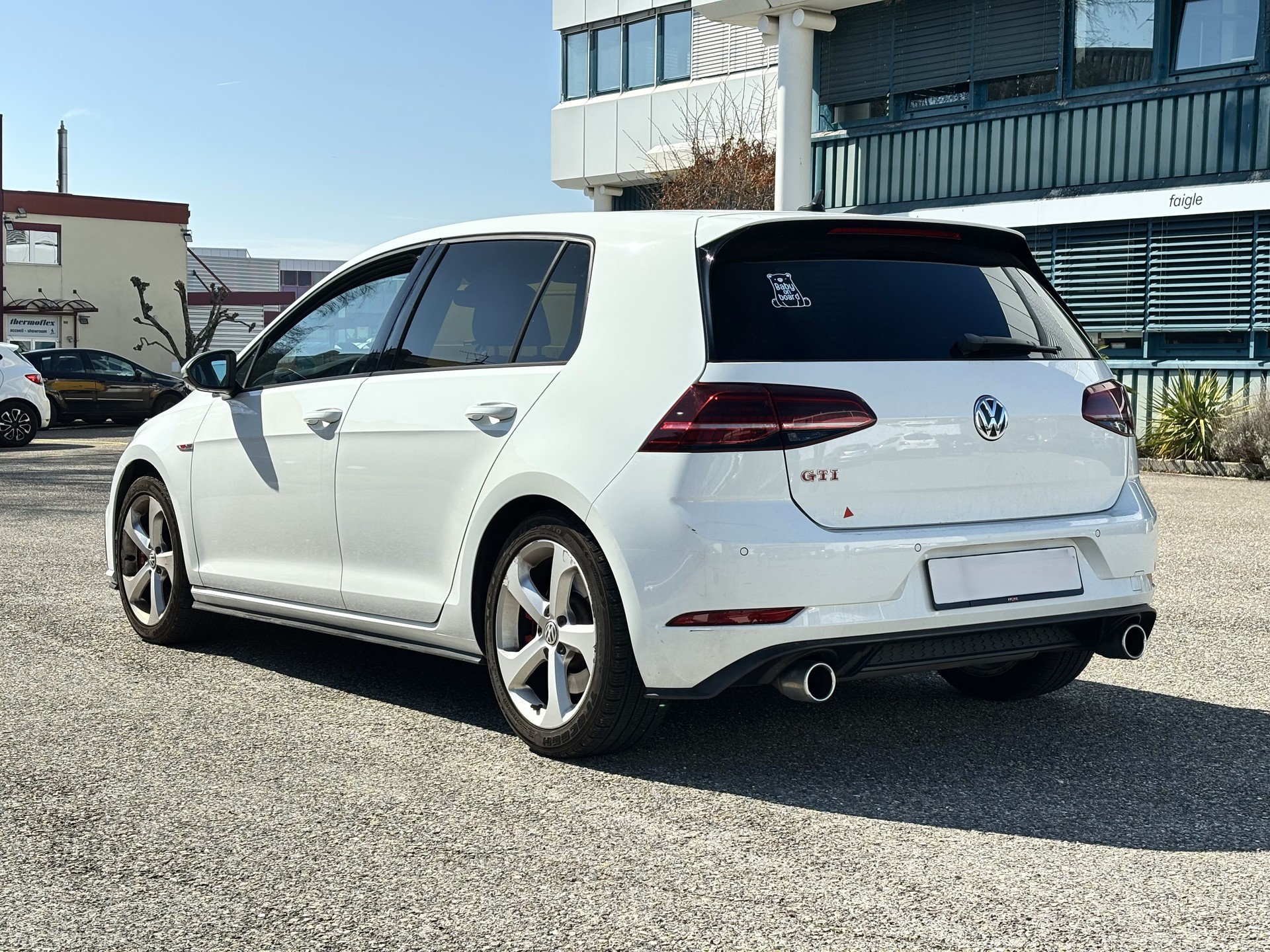 VW Golf 2.0 TSI GTI Performance DSG-showroom-element-3