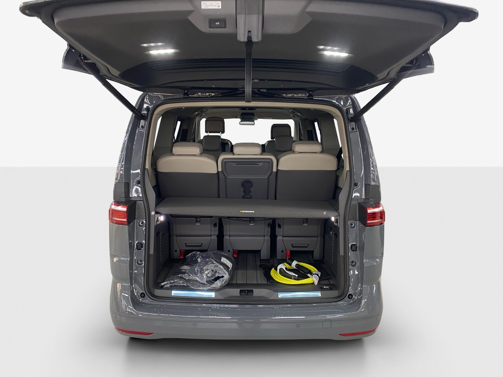 VW MULTIVAN Multivan 1.5 eHybrid Style Liberty Lang DSG-image-12