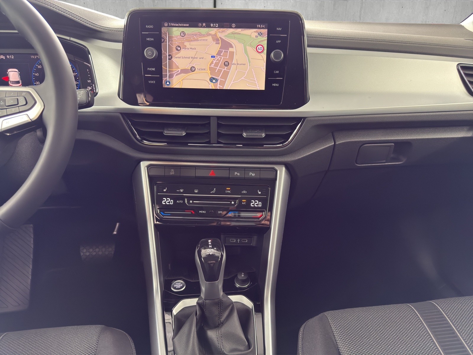 VW T-Roc 1.5 TSI EVO Life United DSG-image-10