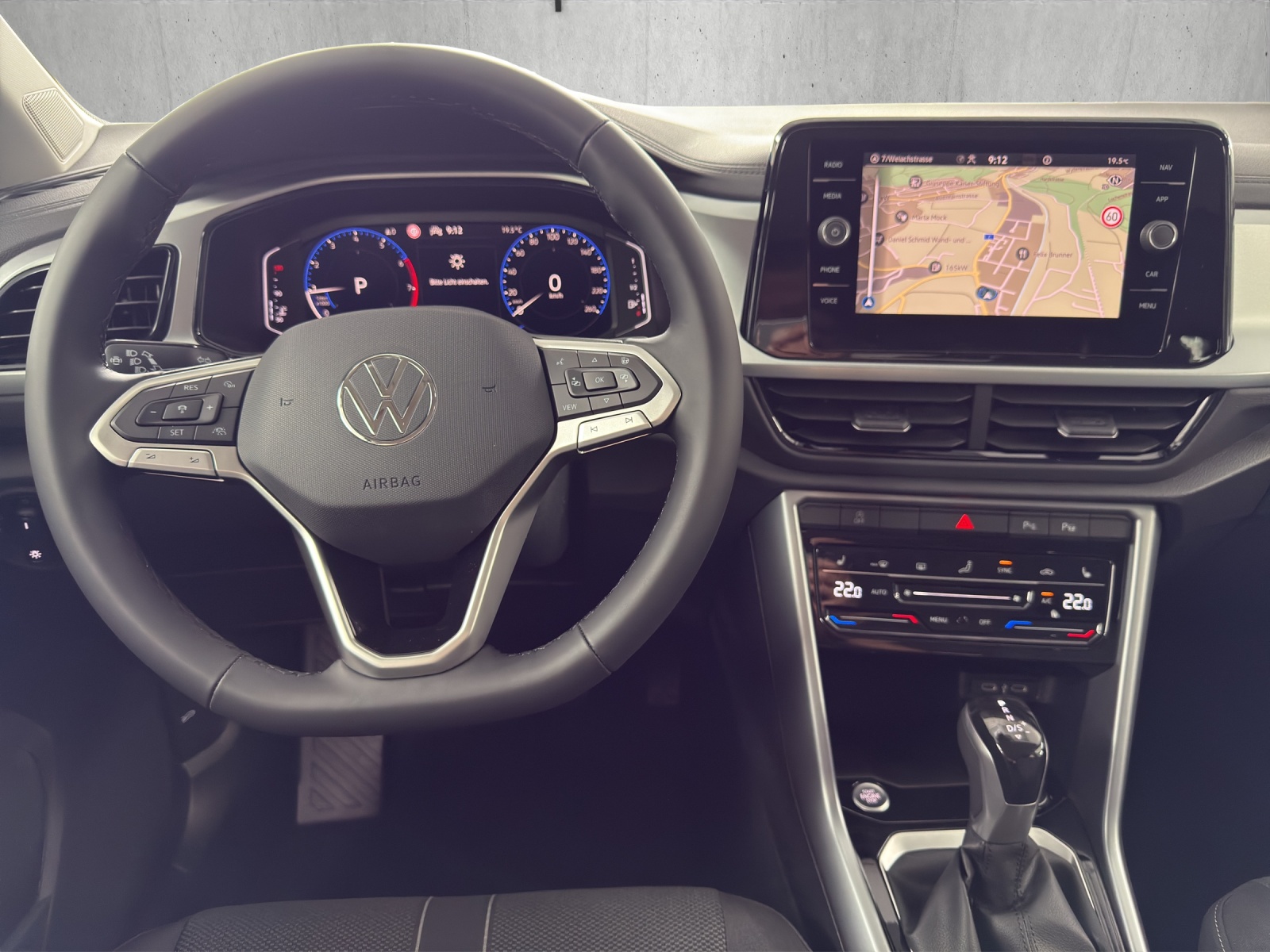 VW T-Roc 1.5 TSI EVO Life United DSG-image-9