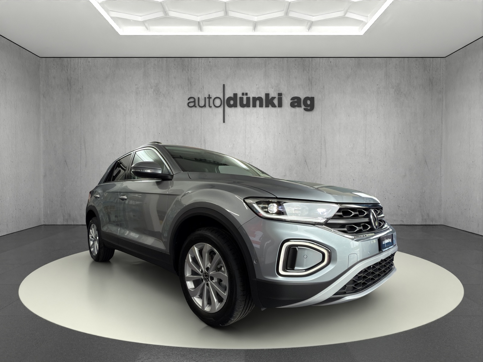 VW T-Roc 1.5 TSI EVO Life United DSG-image-5