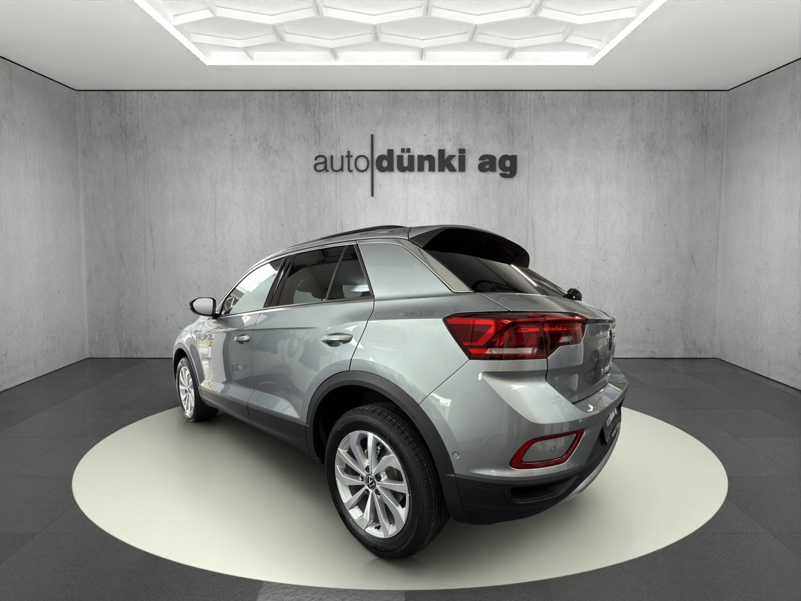 VW T-Roc 1.5 TSI EVO Life United DSG-image-2