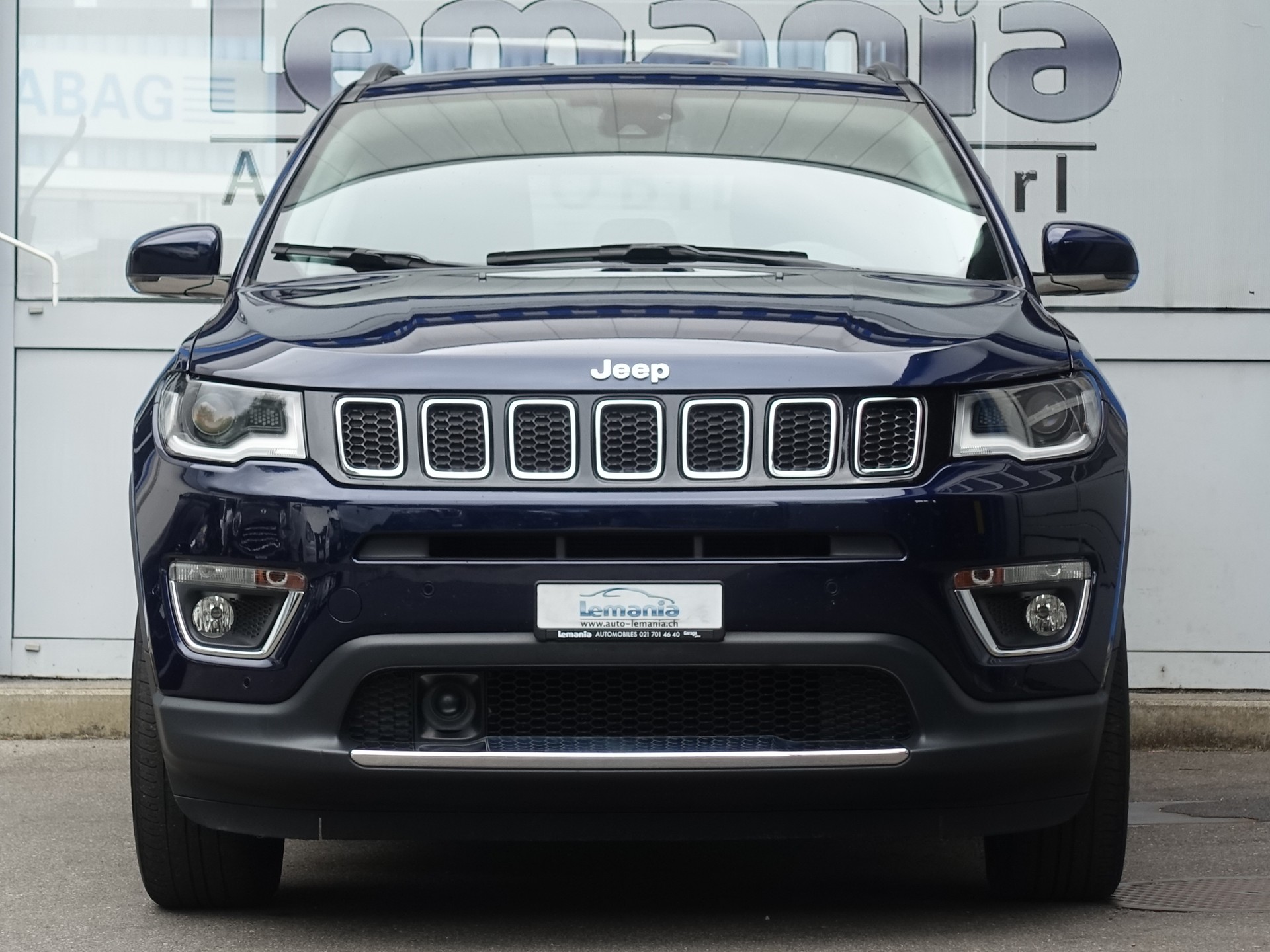JEEP Compass 1.4 Turbo Limited AWD 9ATX-showroom-element-2