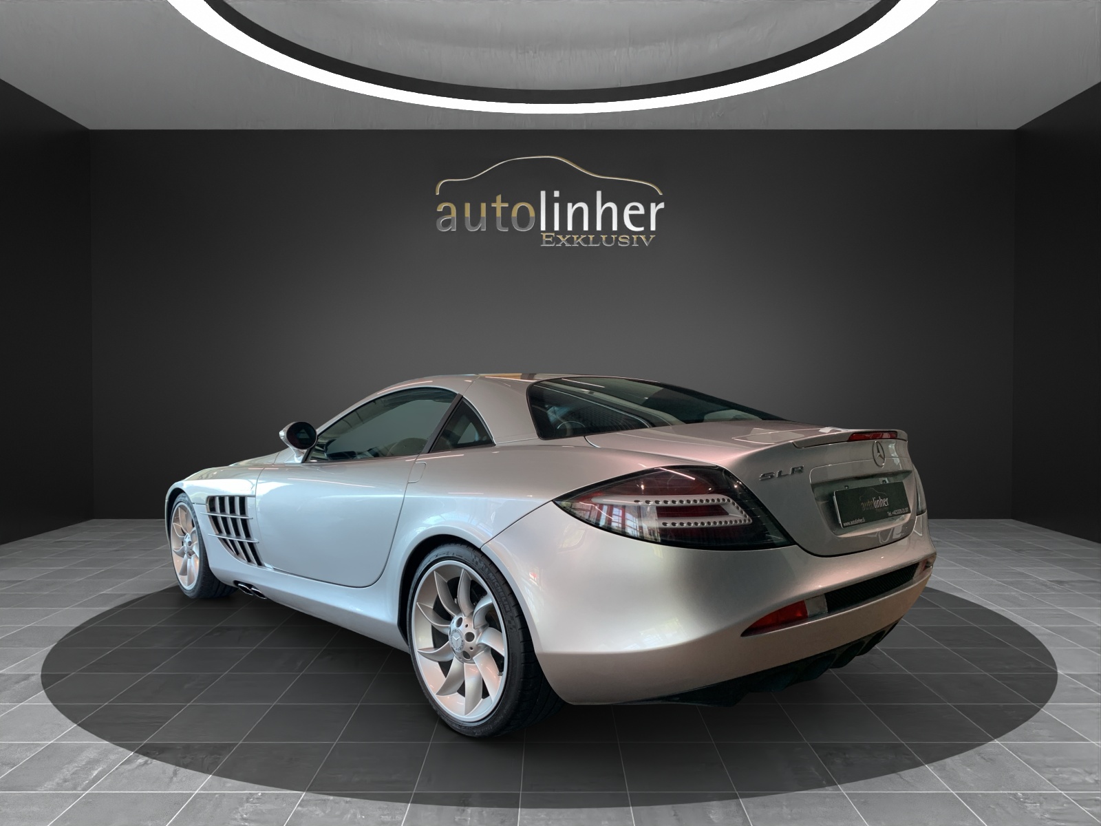 MERCEDES-BENZ SLR McLaren Coupé-showroom-element-2
