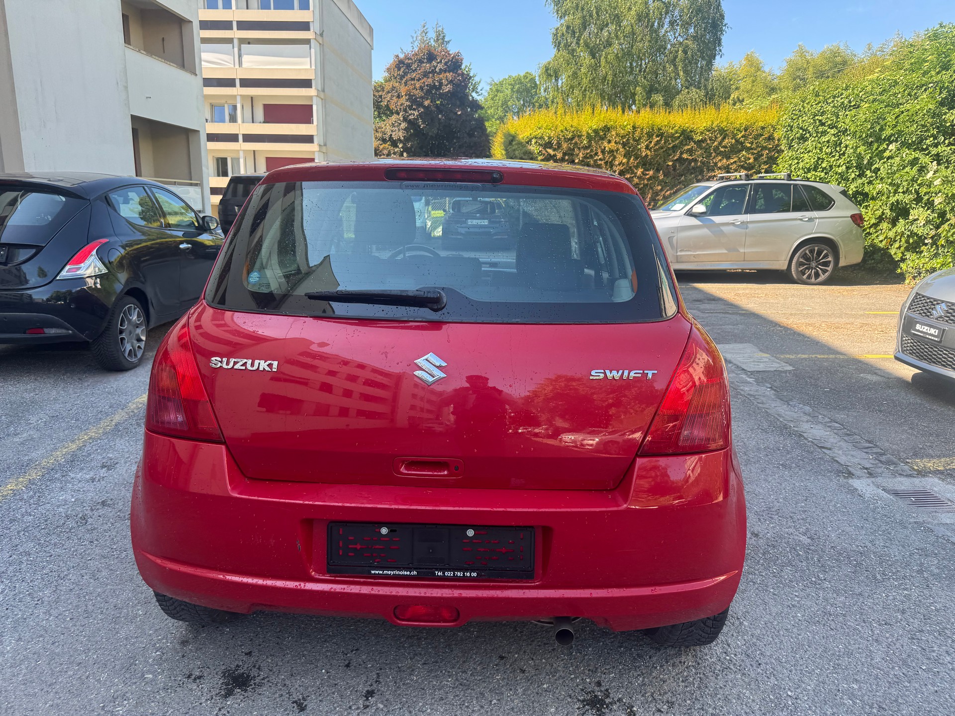 SUZUKI Swift 1.3i 16V GL-showroom-element-3