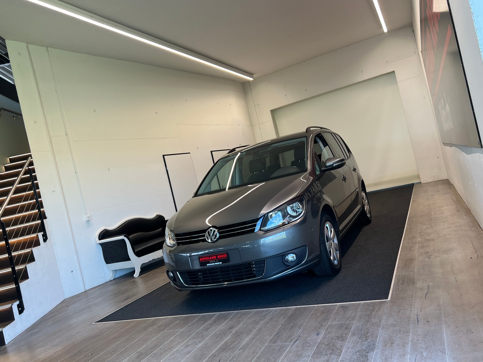 VW Touran 1.4 TSI Comfortline-showroom-element-2