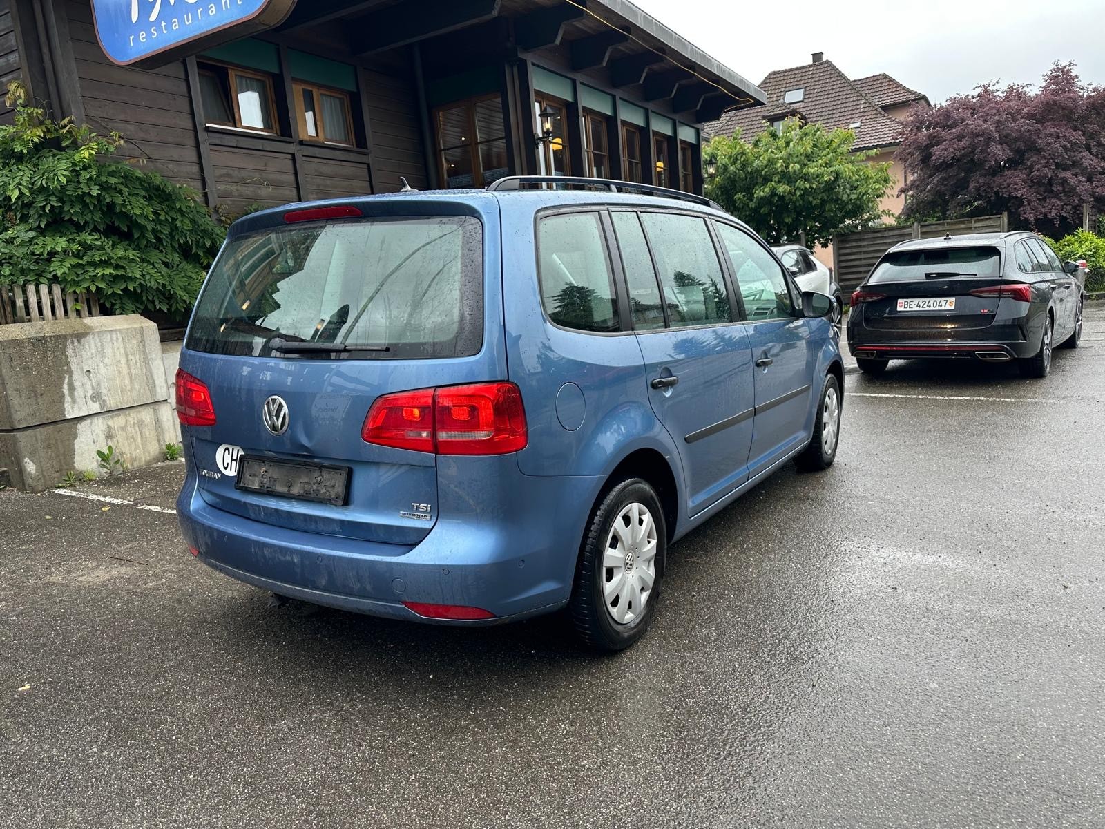 VW Touran 1.2 TSI BlueMotion Technology Comfortline-showroom-element-2