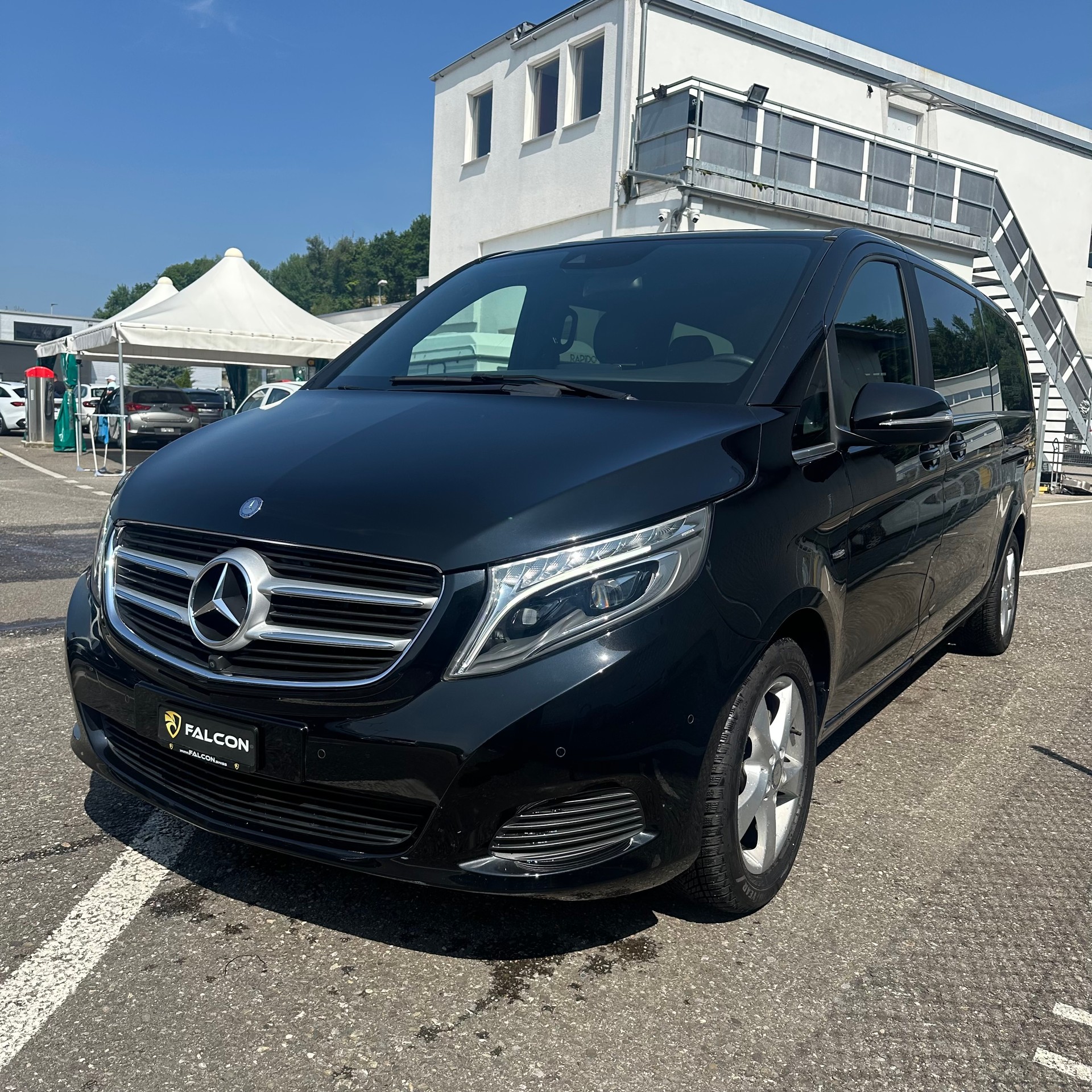 MERCEDES-BENZ V 250 d EL Avantgarde extralang 7G-Tronic-showroom-element-2
