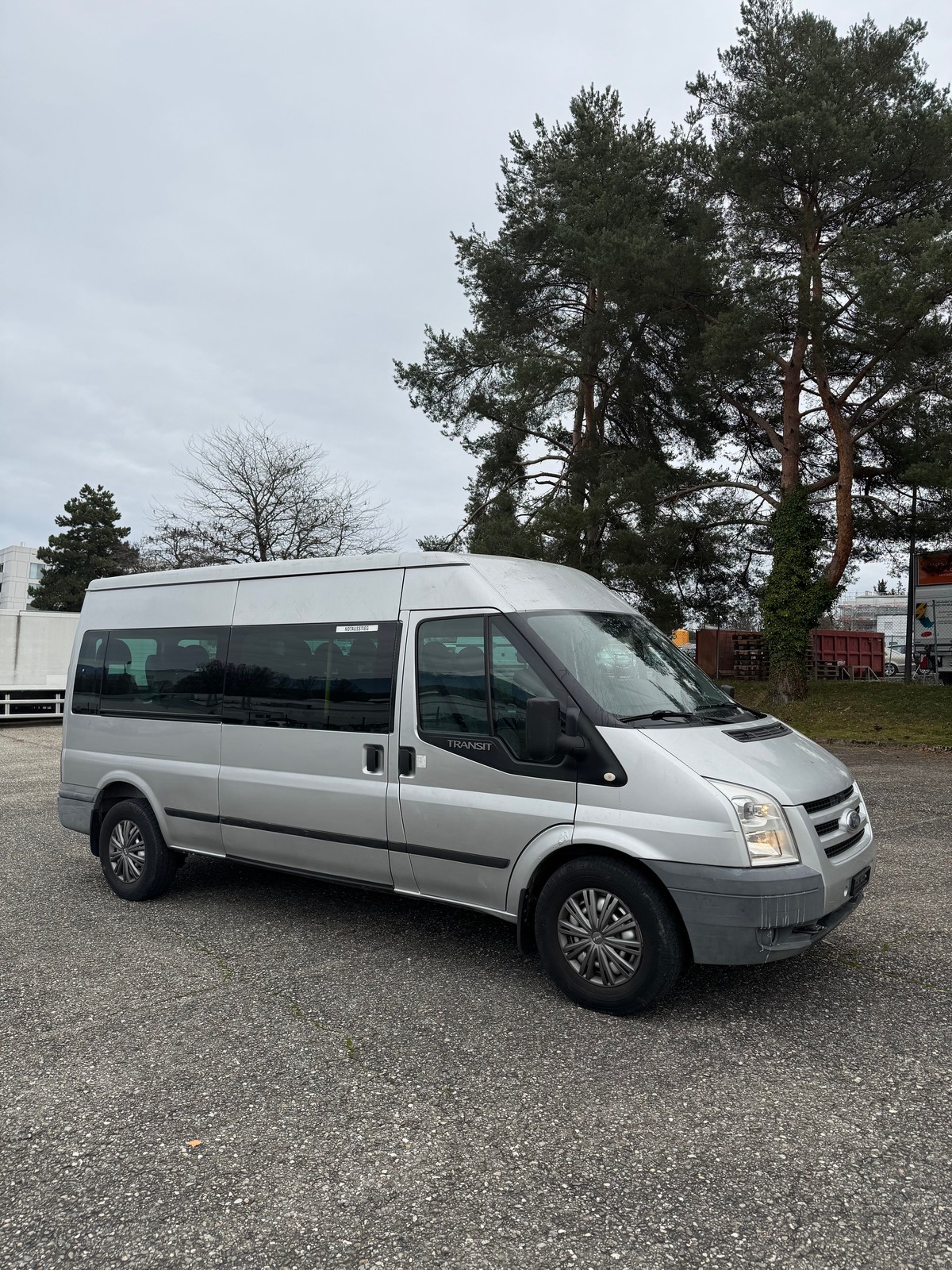 FORD Transit 2.4TDCi Bus M2 350L 4x4 Trend 14Pl. Kaufen
