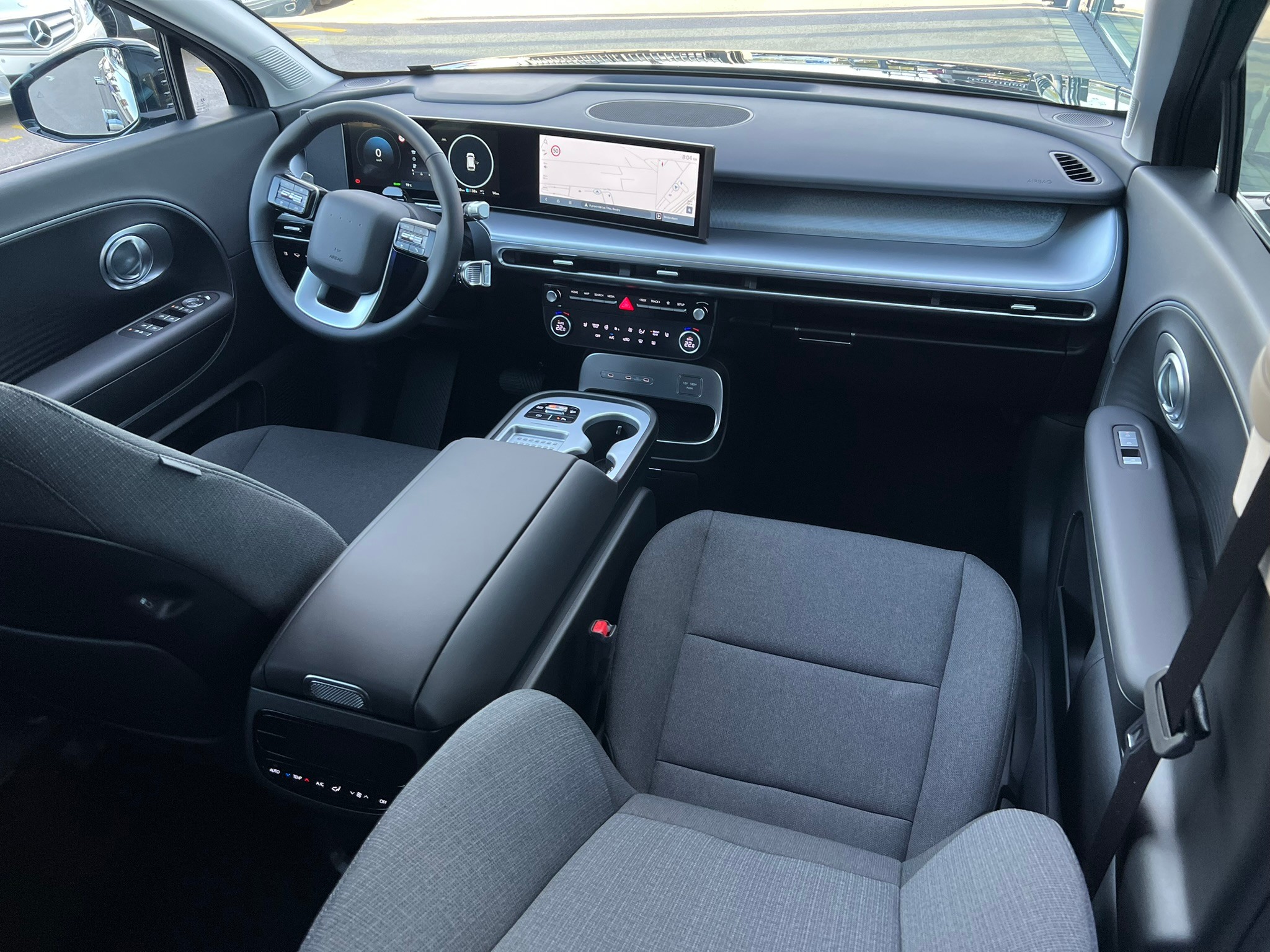 Image HYUNDAI IONIQ Ioniq 9 110kWh Amplia 4WD