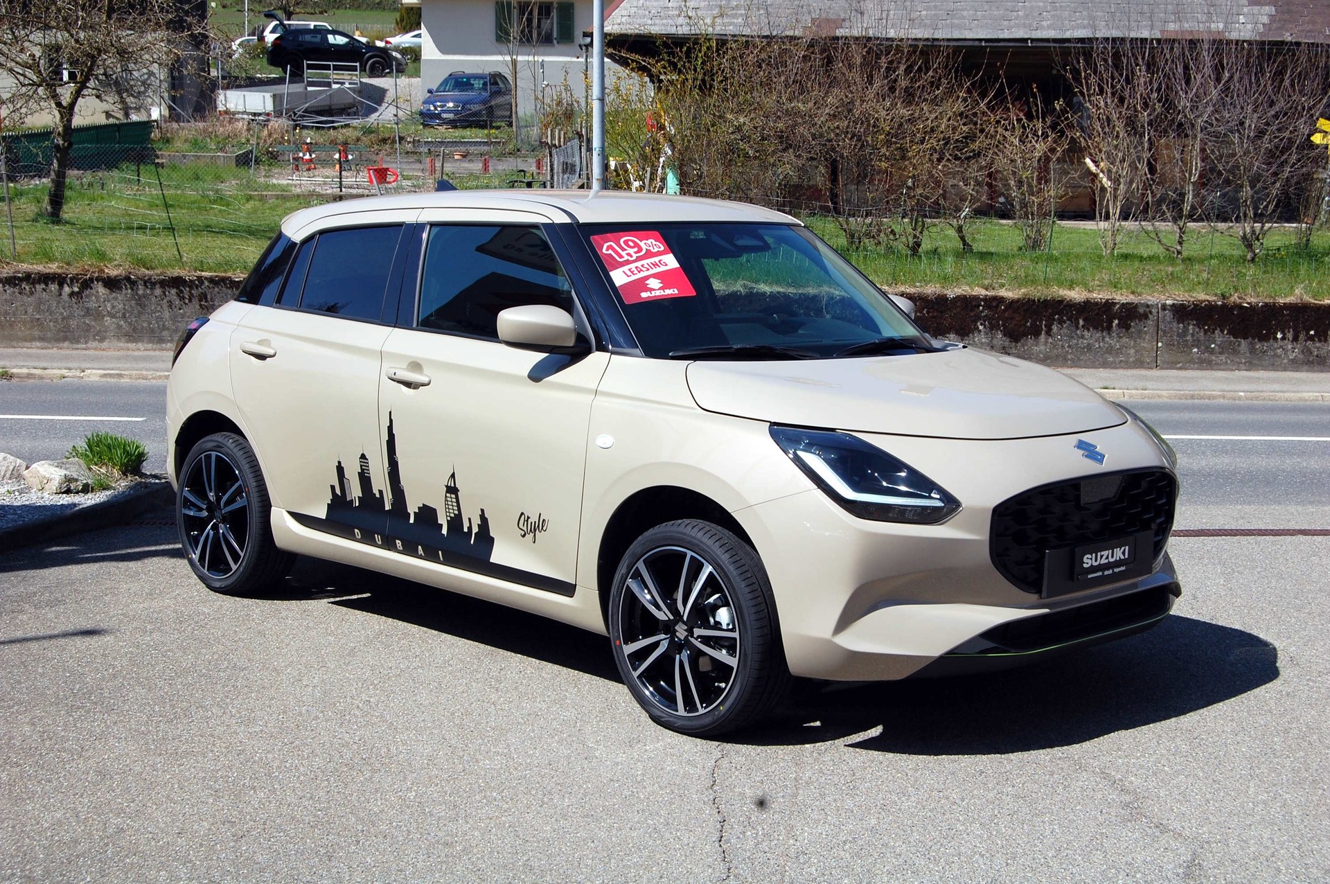 SUZUKI Swift 1.2 Compact+ Hybrid 4x4-showroom-element-3