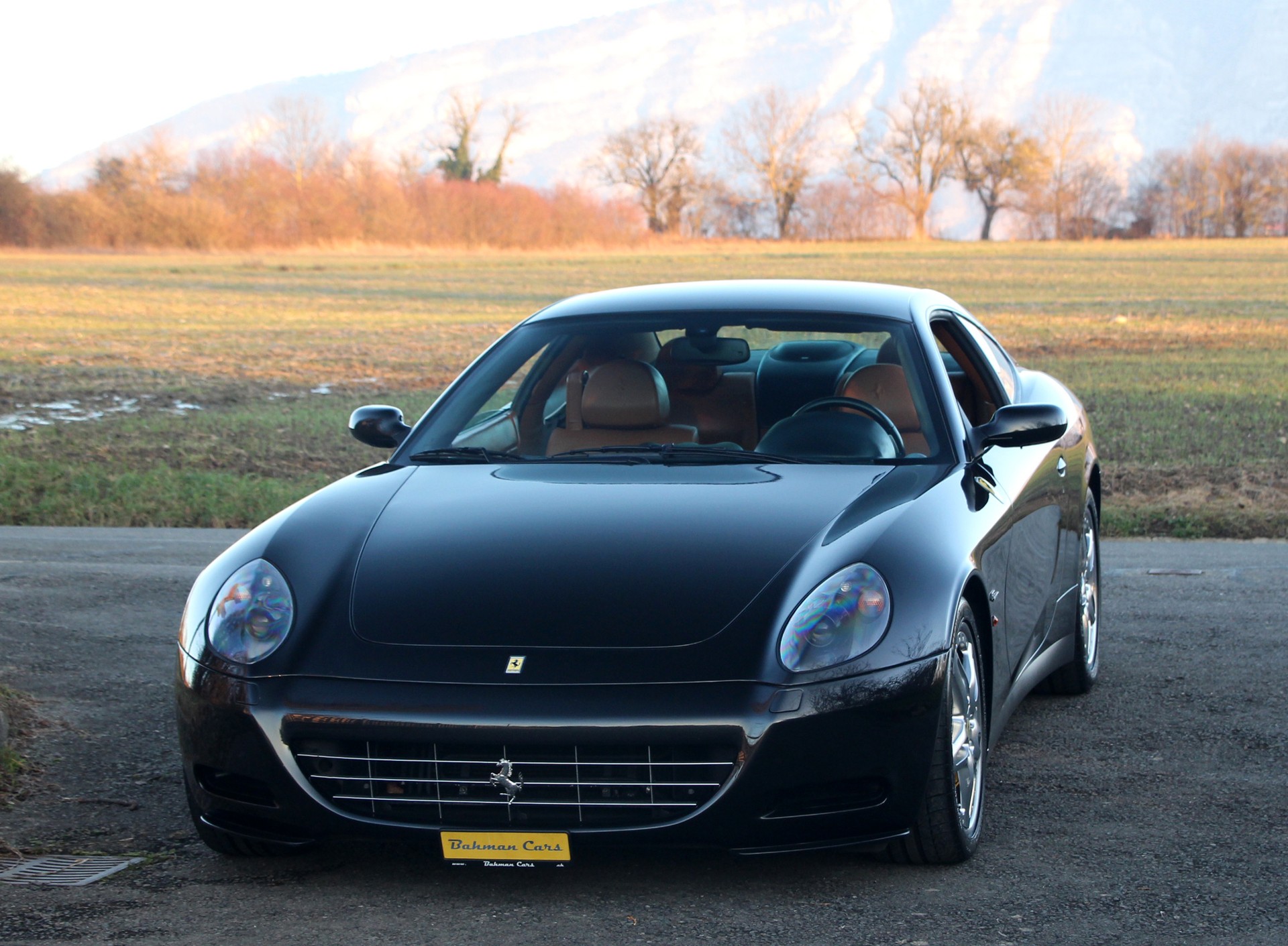 FERRARI 612 Scaglietti-showroom-element-2