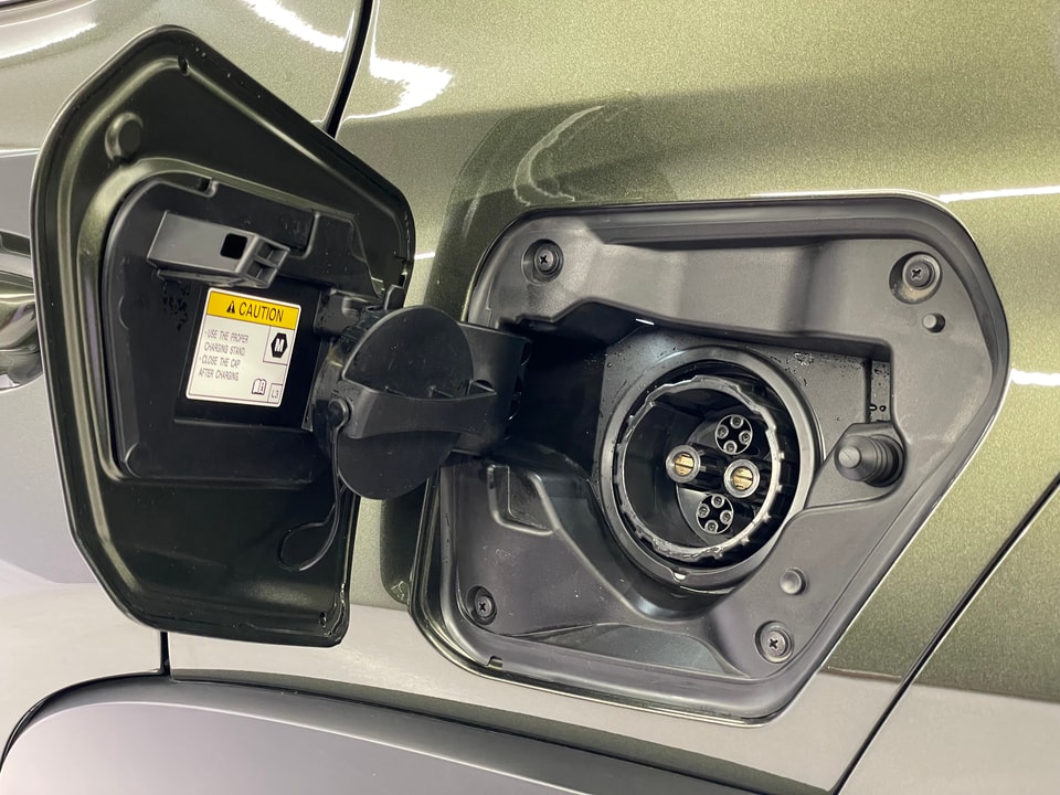 UX 300e Excellence Electric