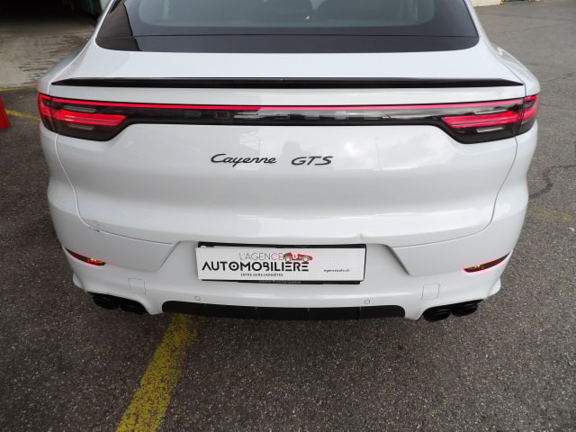 PORSCHE Cayenne GTS Coupé-showroom-element-3