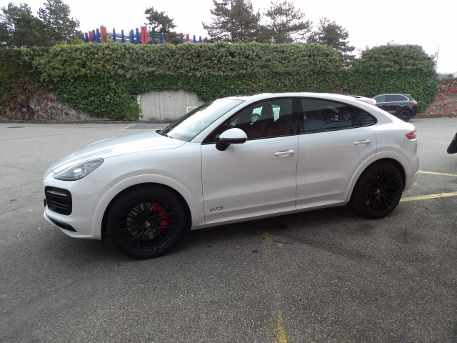 PORSCHE Cayenne GTS Coupé-showroom-element-2
