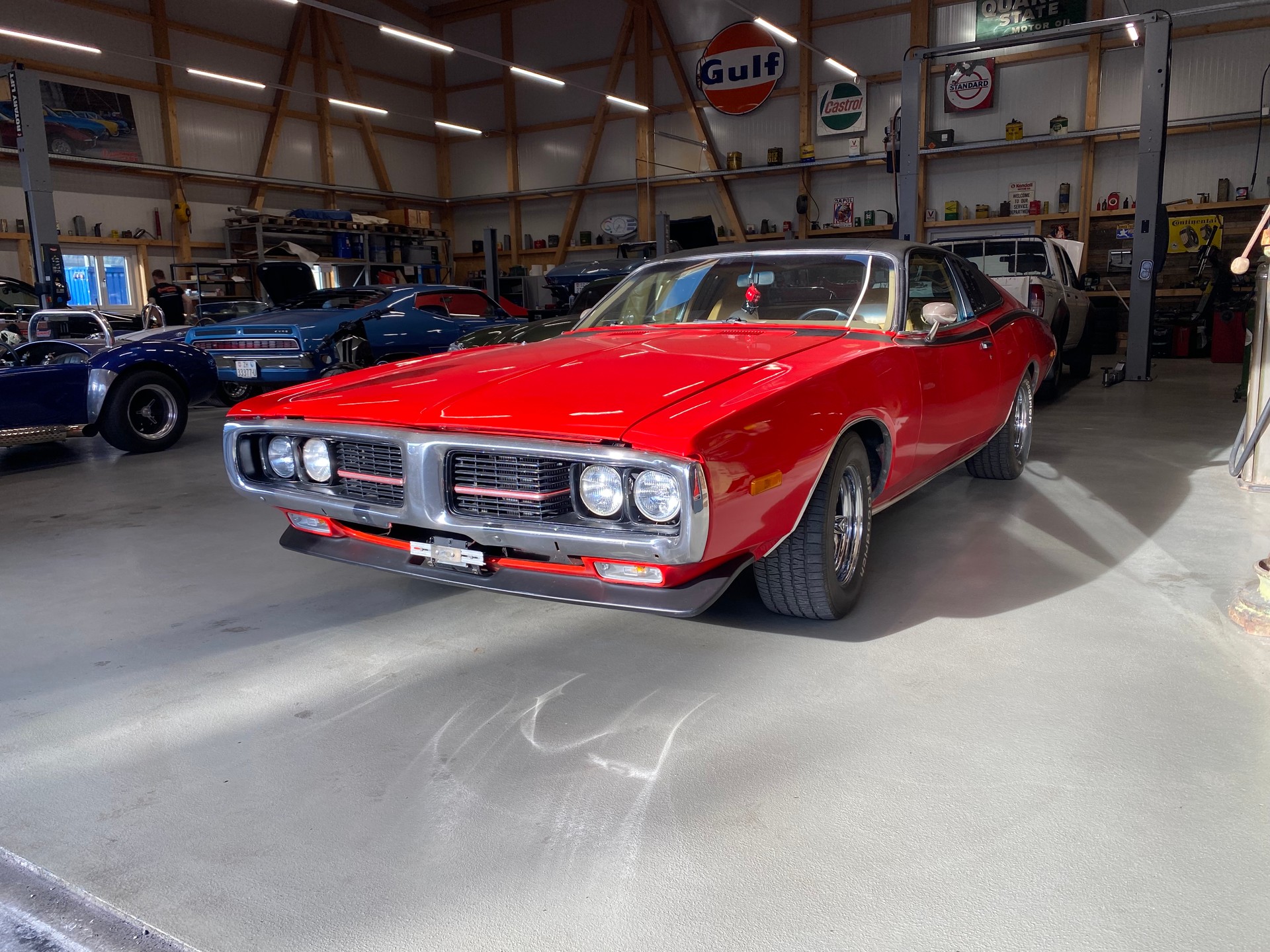 DODGE Charger SE-image-6