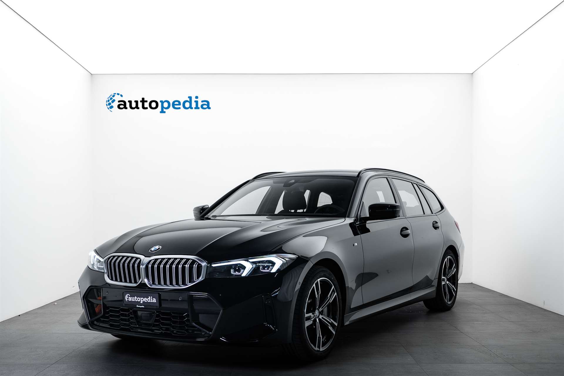 BMW 330i Touring xDrive Steptronic M Sport 245PS