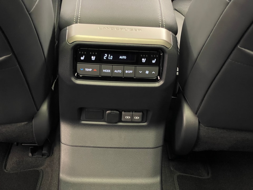 Land Cruiser 2.8 D 230 First Edition AWD