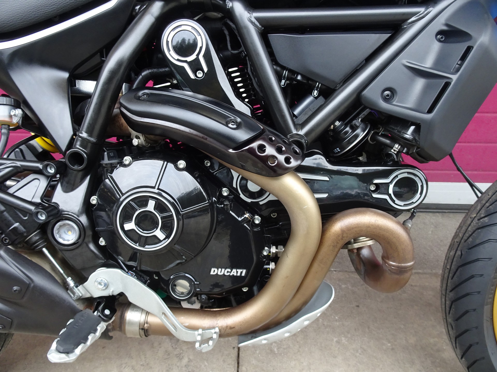 DUCATI Scrambler 803 Desert Sled Kaufen