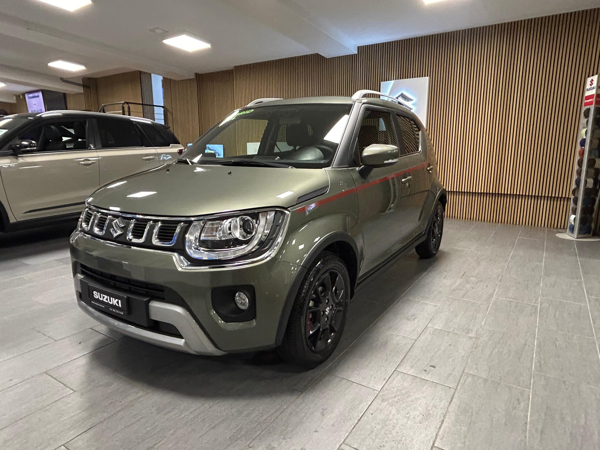 SUZUKI Ignis 1.2 Piz Sulai Top Hybrid 4x4-showroom-element-3
