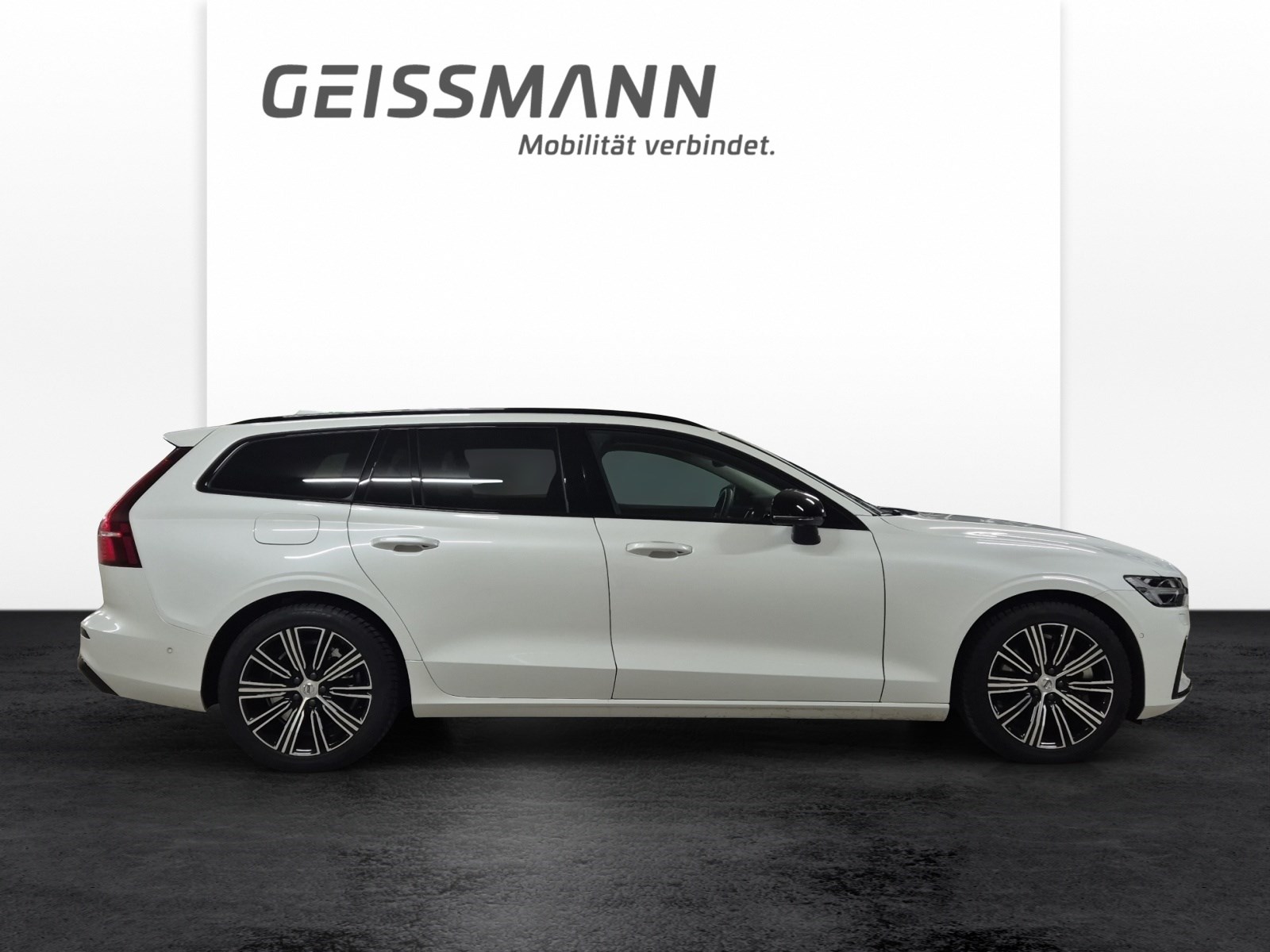 VOLVO V60 T6 Hybr. 2.0 T6 TE Plus Dark for Business eAWD-showroom-element-3