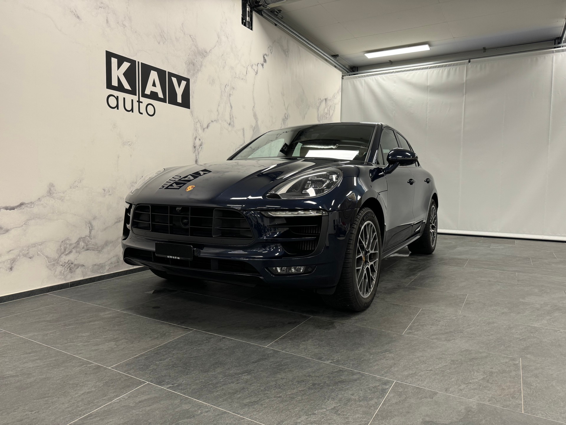 PORSCHE Macan GTS PDK