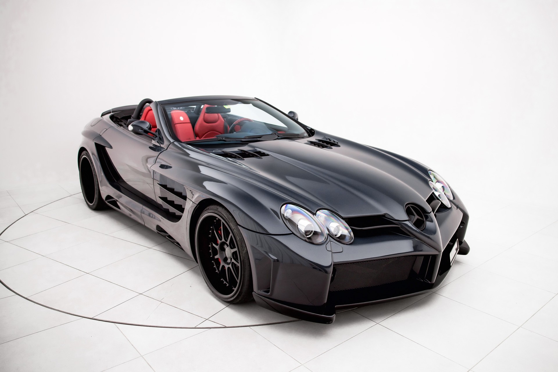 MERCEDES-BENZ SLR Roadster FAB Design-showroom-element-1