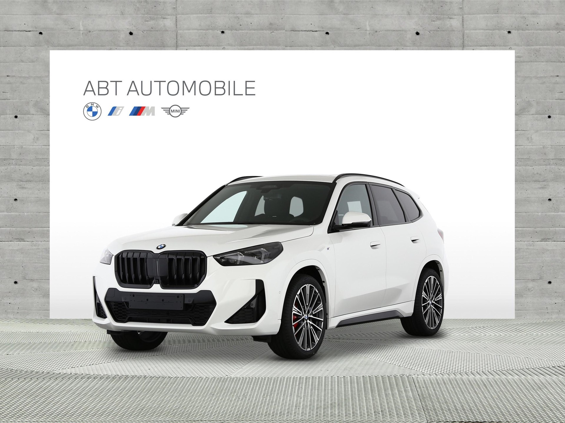 BMW X1 20i sDrive paddles