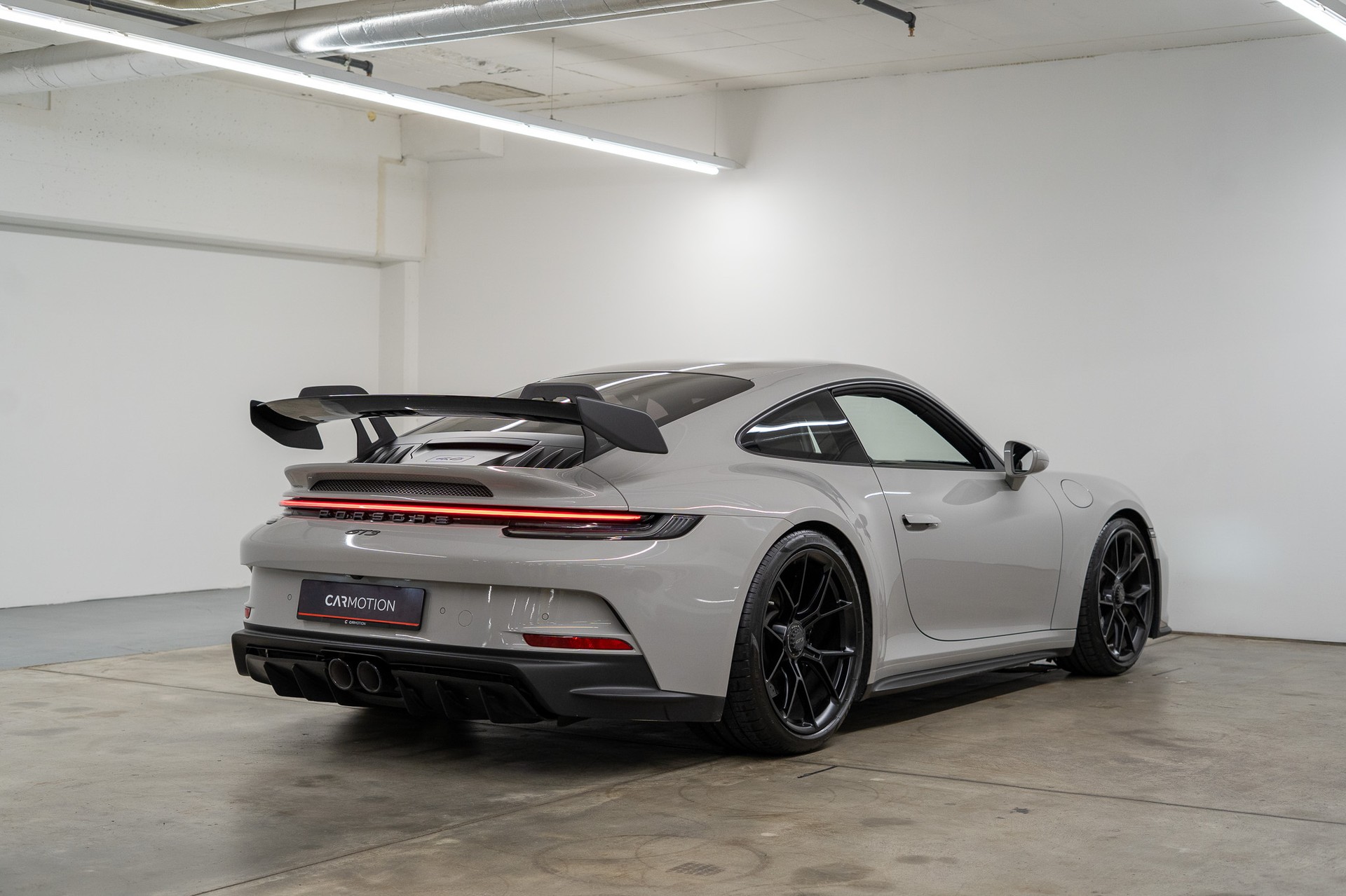 PORSCHE 911 Coupé 4.0 GT3 PDK *AB 1950.- CHF PRO MONAT MIT 10% ANZAHLUNG *-showroom-element-3
